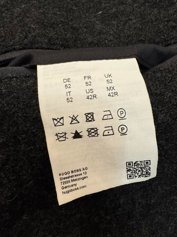 Hugo Boss HUGO Hugo Boss C-Merel Virgin Wool Black Coat size 52 L Size US L / EU 52-54 / 3 - 13 Thumbnail