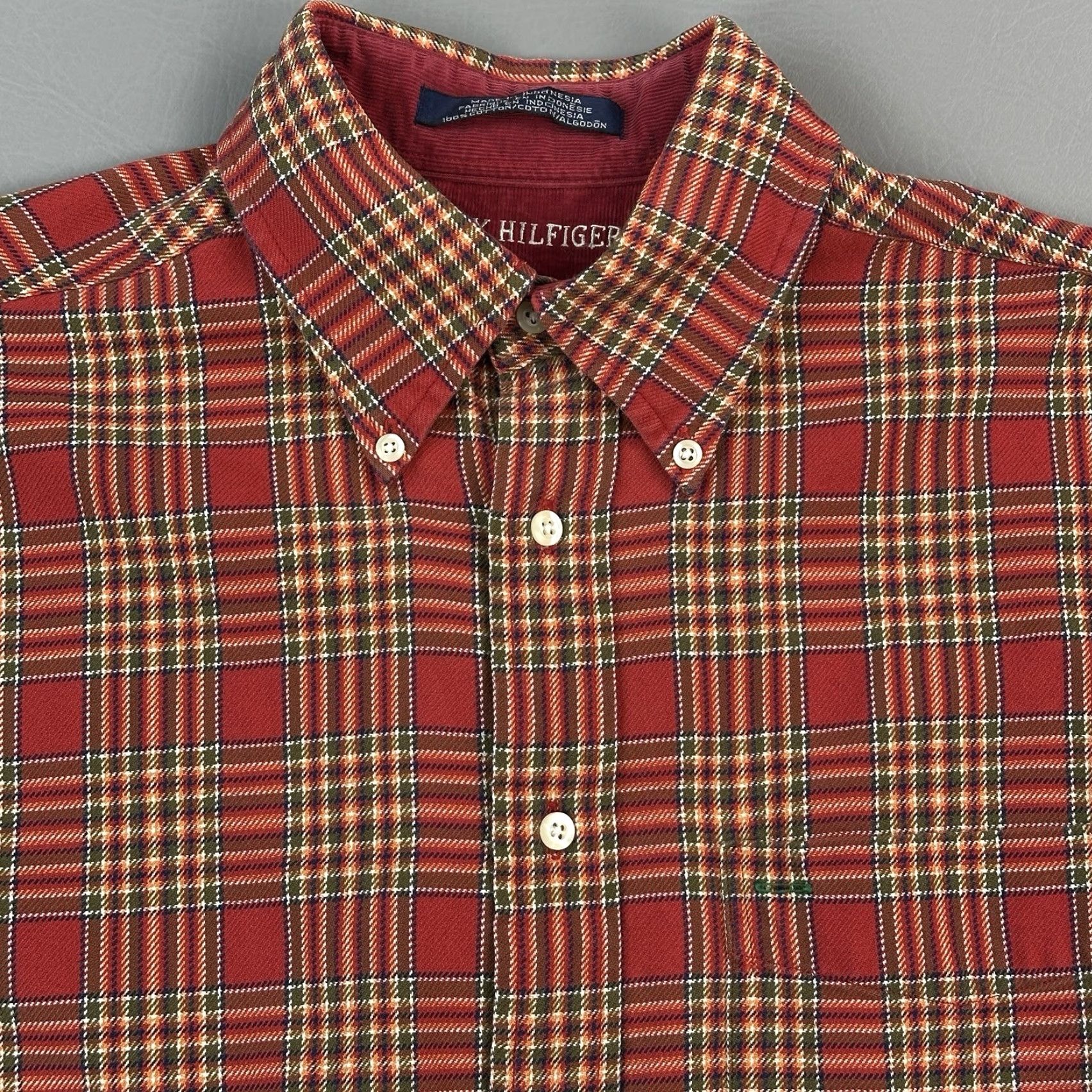 Tommy Hilfiger VINTAGE Tommy Hilfiger Shirt Mens L Plaid Heavyweight Flannel Crest Logo Size US L / EU 52-54 / 3 - 5 Thumbnail