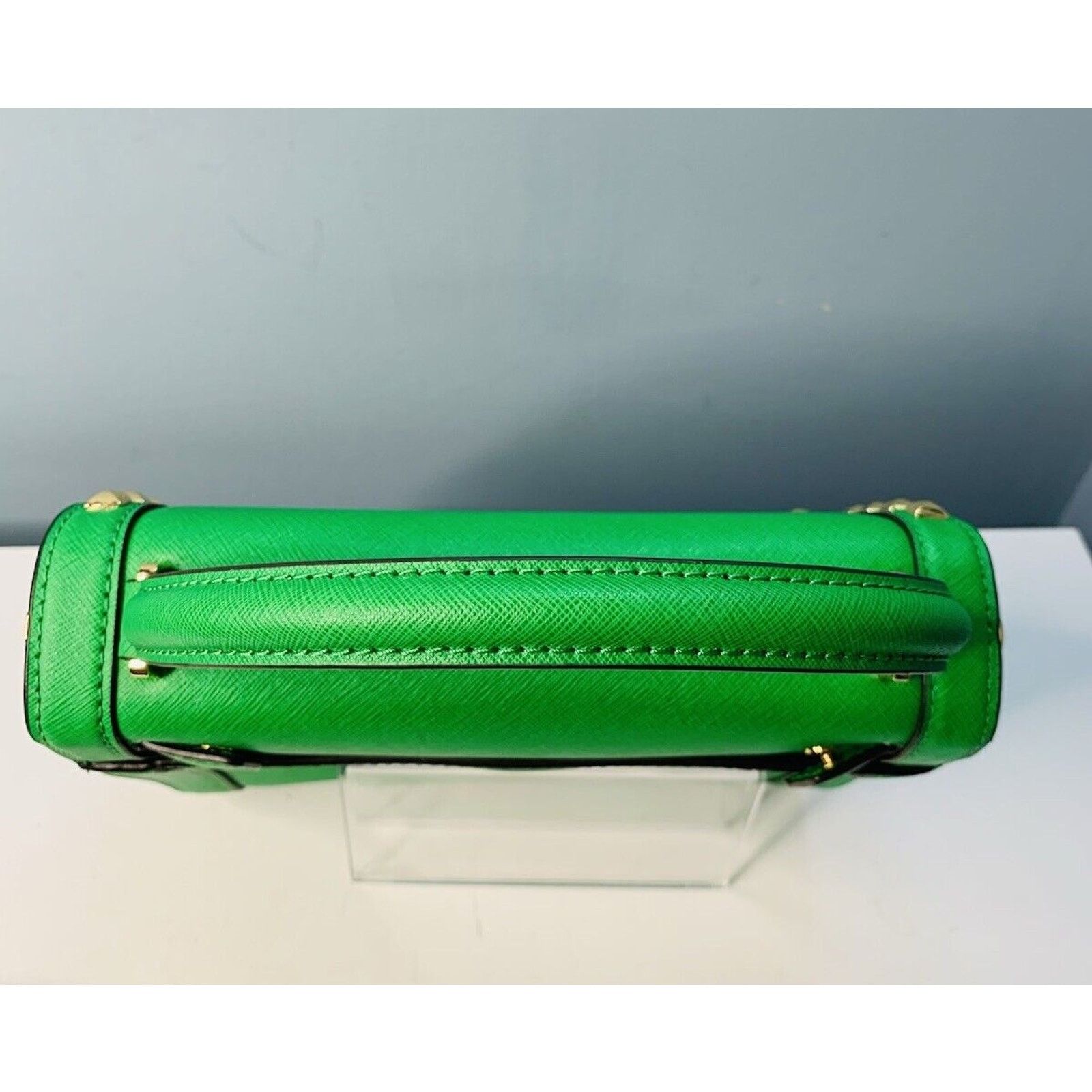 Michael Kors NWOT Michael Kors Dillon Green Palm STD MD Messenger Leather Size ONE SIZE - 4 Thumbnail
