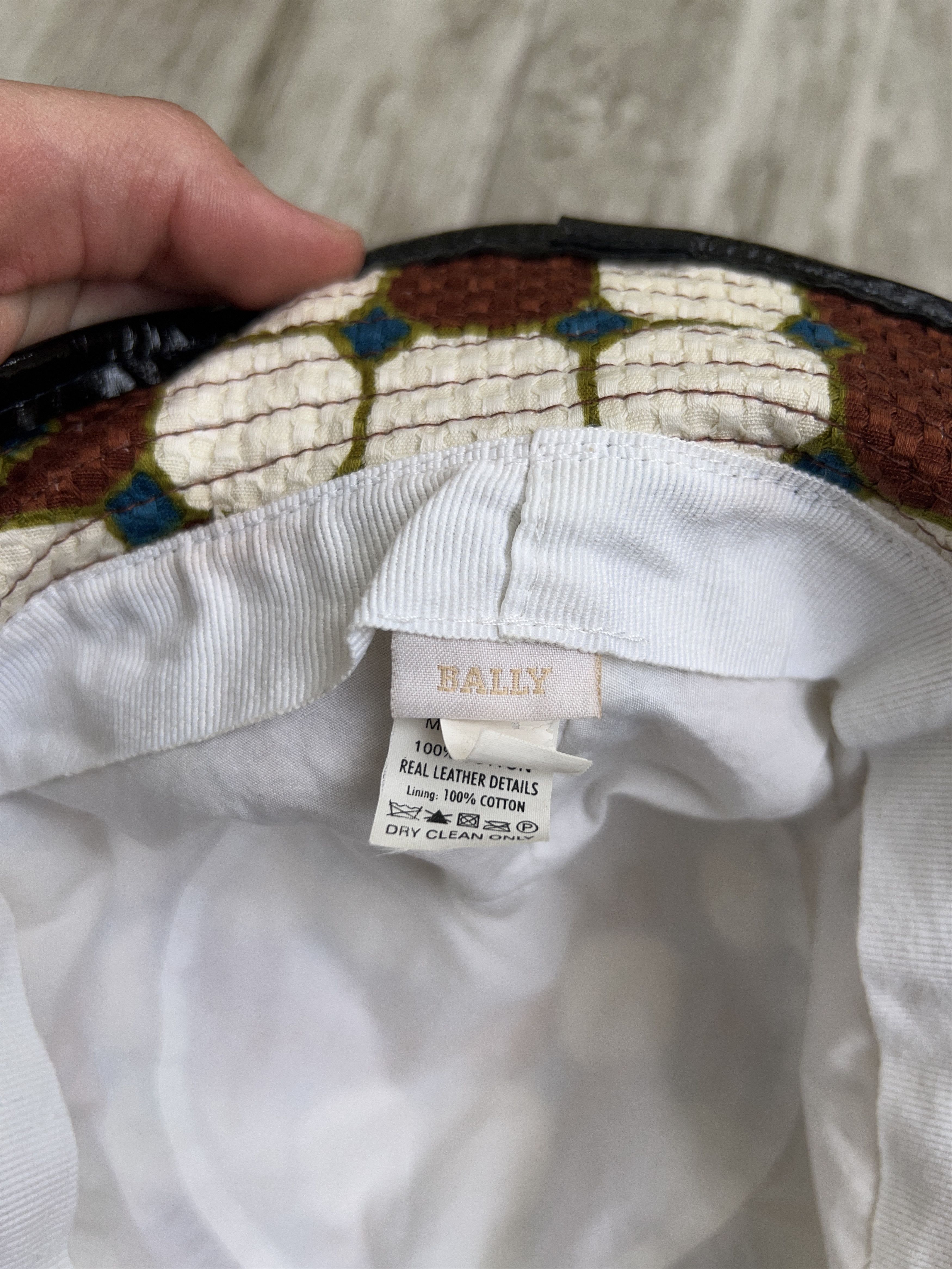 Bally × Designer Womens Bally Bucket Hat Multicolor Brown White Size 3 M Size ONE SIZE - 6 Thumbnail