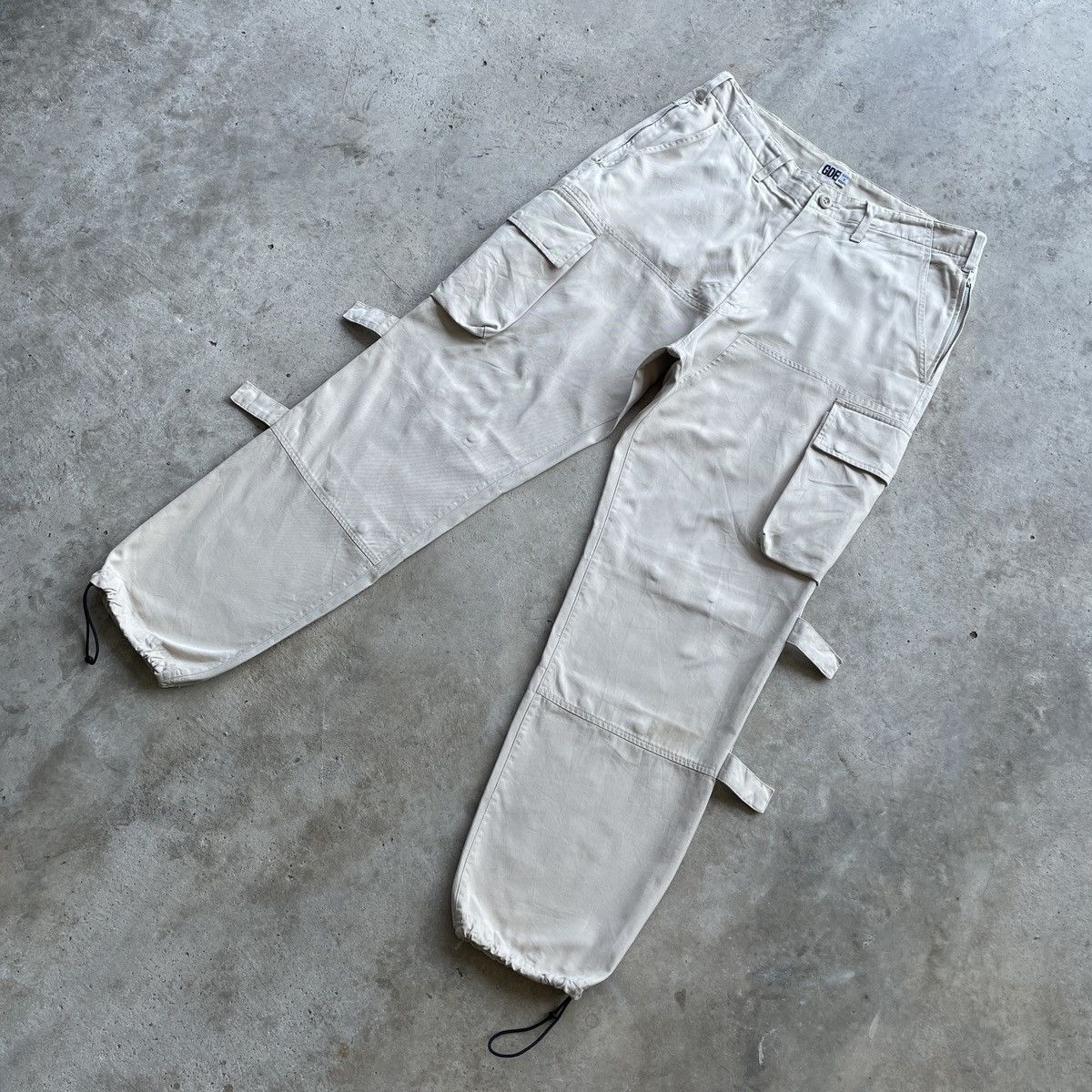 Japanese Brand Vintage Japanese Tactical Bondage Cargo Pants 8 Pocket W34 Size US 34 / EU 50 - 2 Thumbnail