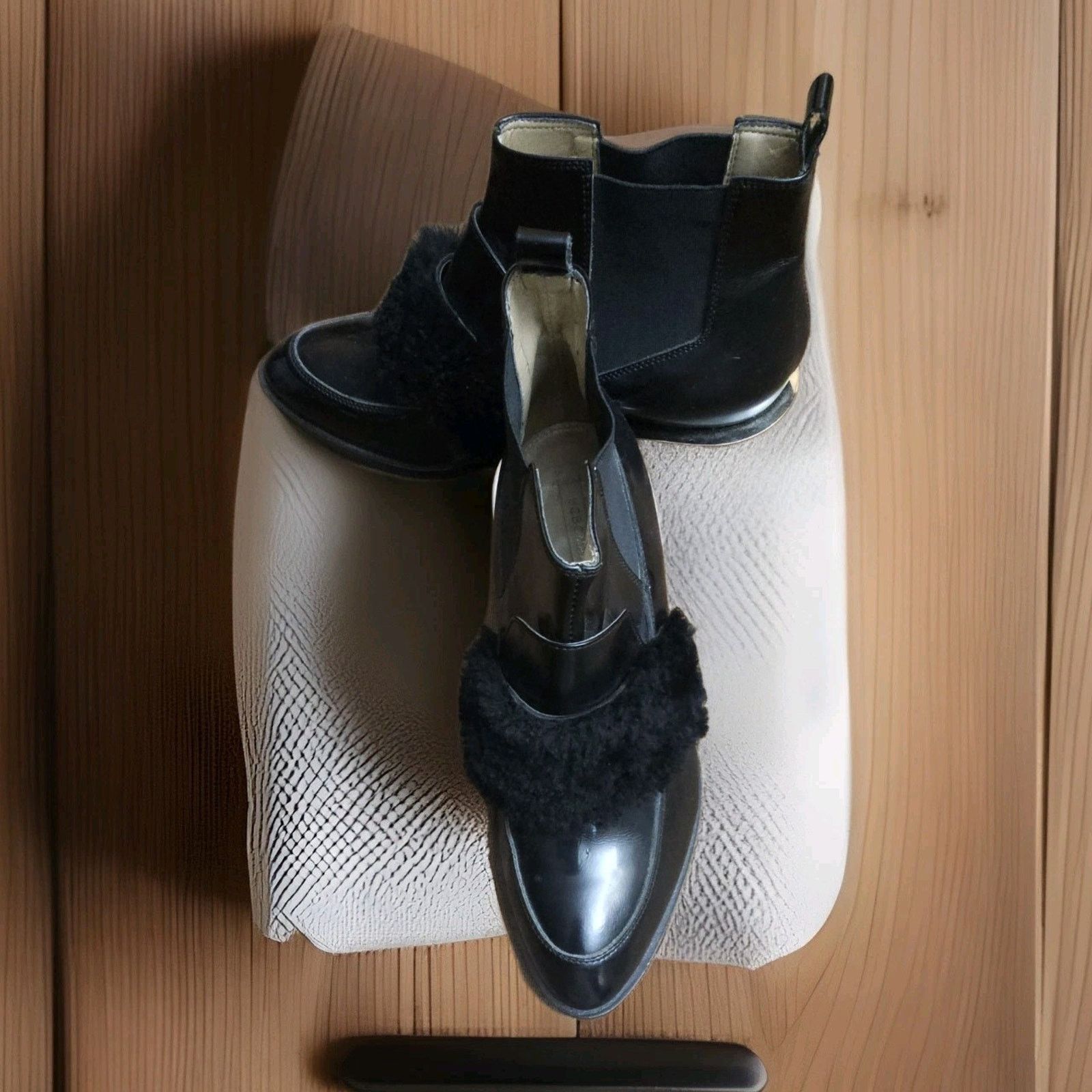 Bcbgmaxazria BCBGMAXAZRIA Wynter Black Booties Size 39 Size US 9 / IT 39 - 3 Thumbnail