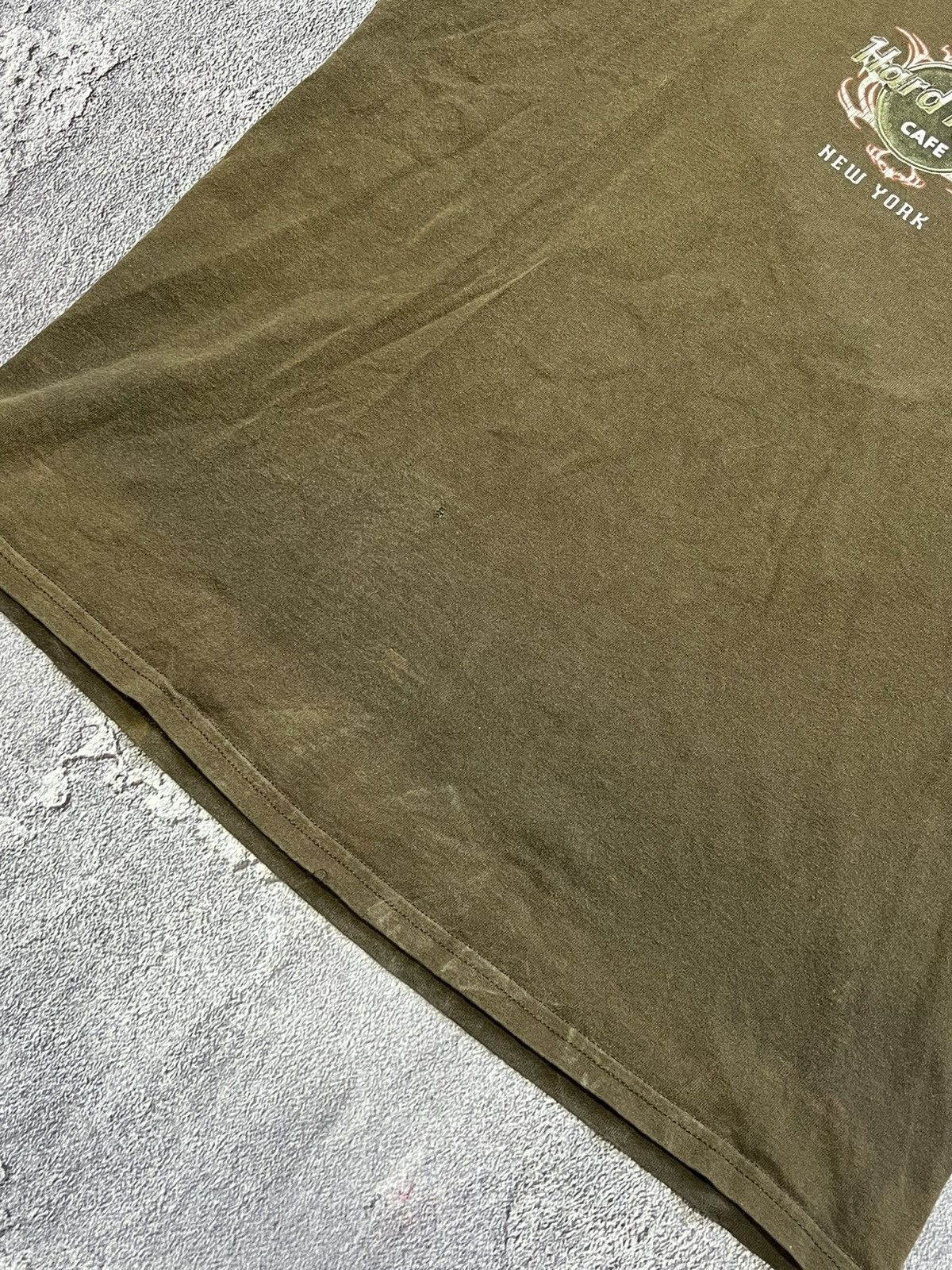 Hard Rock Cafe × Vintage Rare Hard Rock Hollywood Big Dragon Tiger Emblem T-shirt 90s Size US L / EU 52-54 / 3 - 7 Thumbnail