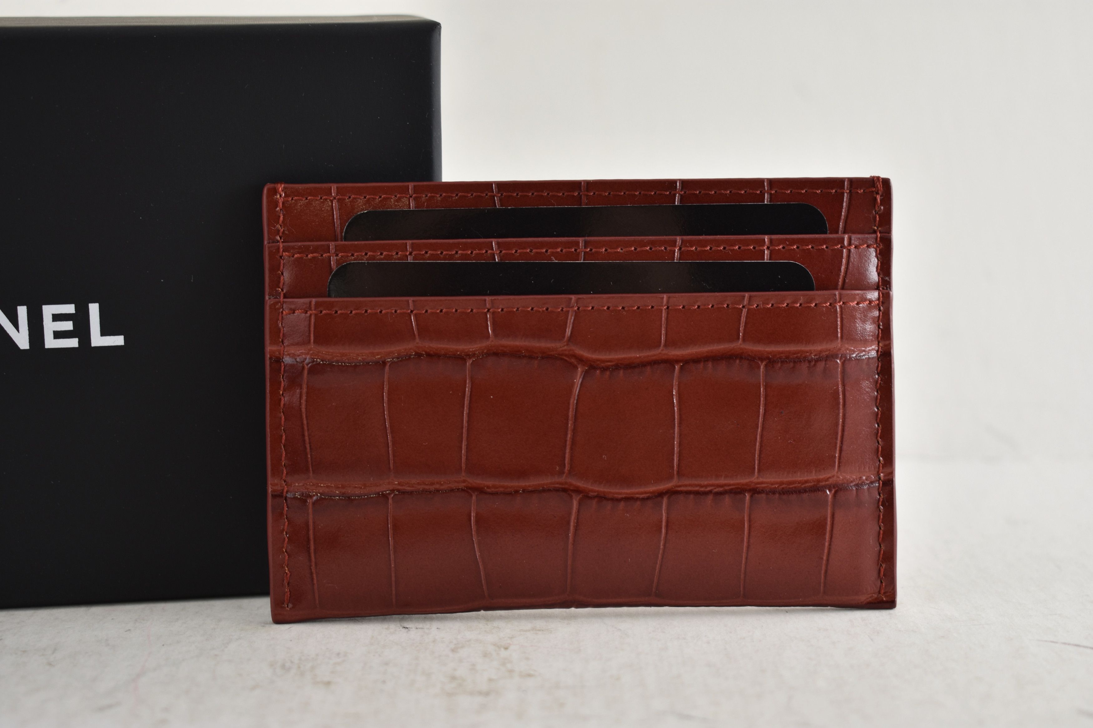 Chanel 26S Burgundy Crocodile Embossed Credit Card Holder Wallet Size ONE SIZE - 12 Thumbnail