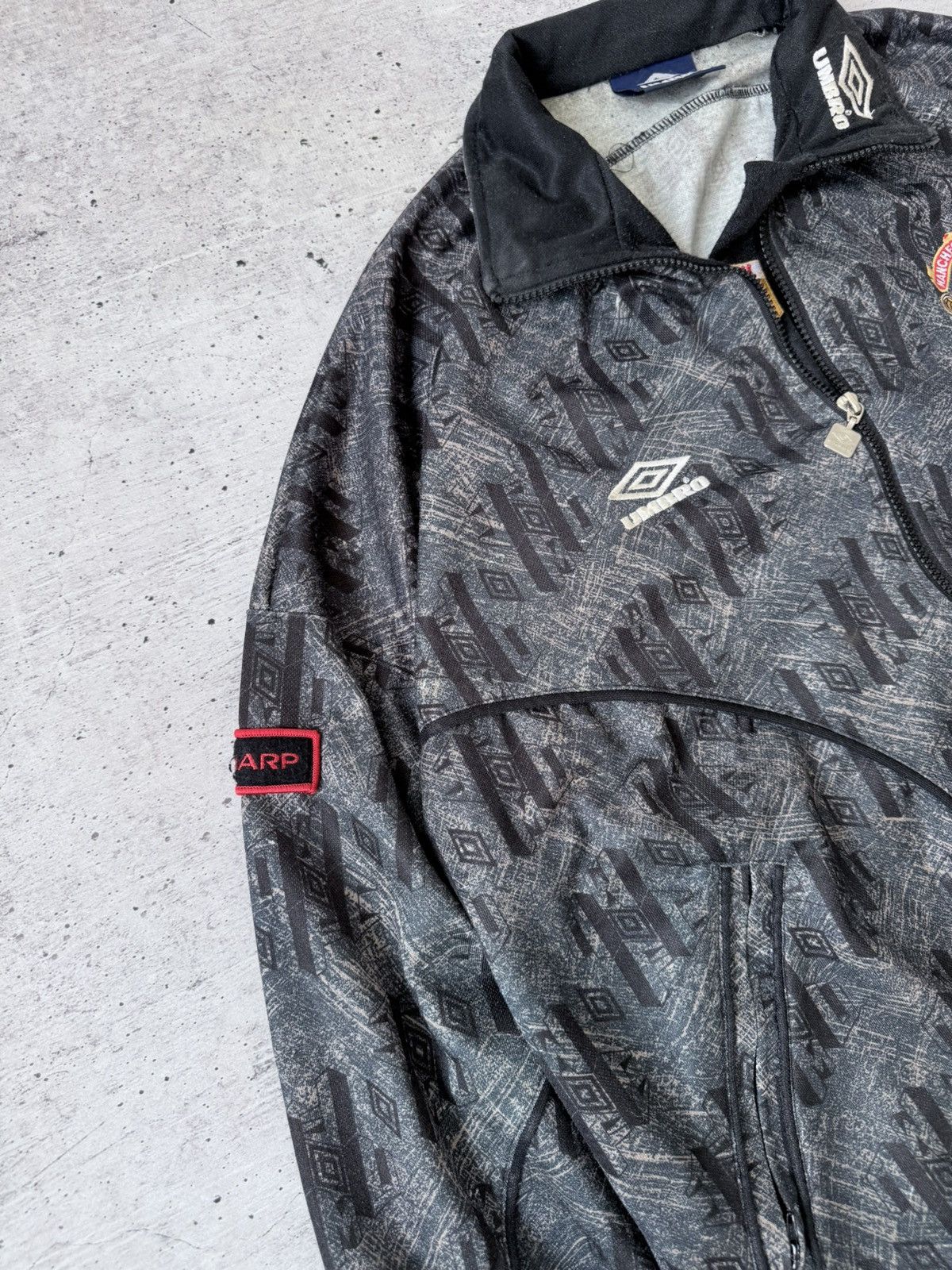 Umbro 🩸RARE🩸Umbro Manchester United Vintage 1992/1993 Sharp Jacket Size US L / EU 52-54 / 3 - 9 Thumbnail