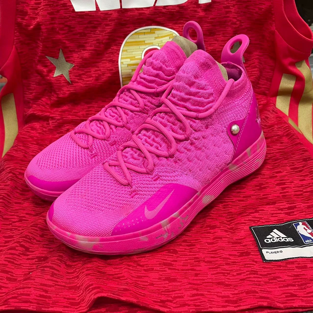 Nike Nike KD Pink Lowtop Sneakers 8 Men Size US 8 / EU 41 - 1 Thumbnail