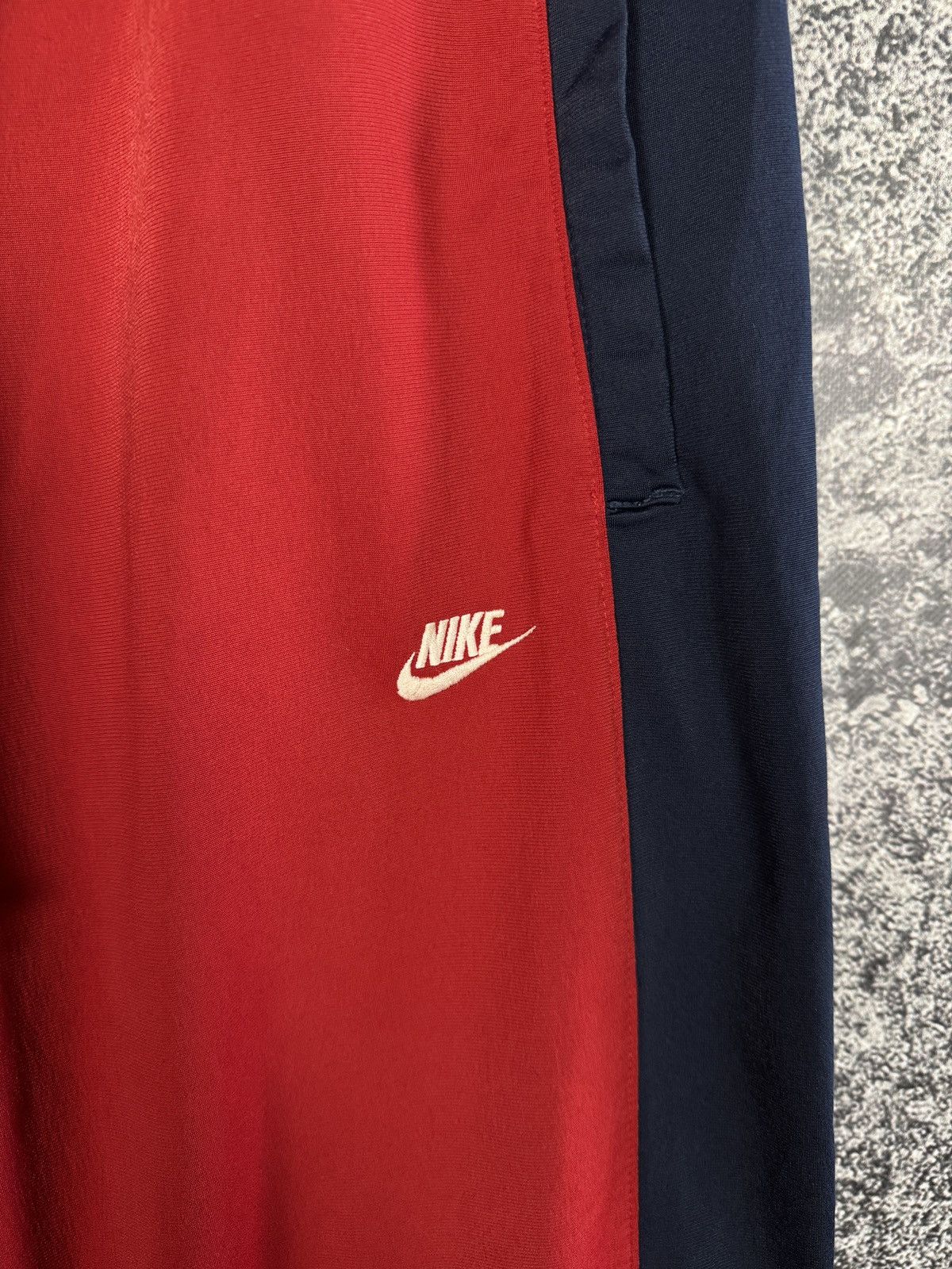Nike Nike Track Pants Vintage Retro 90s Trousers Snap Hem Size L Size US 36 / EU 52 - 6 Thumbnail