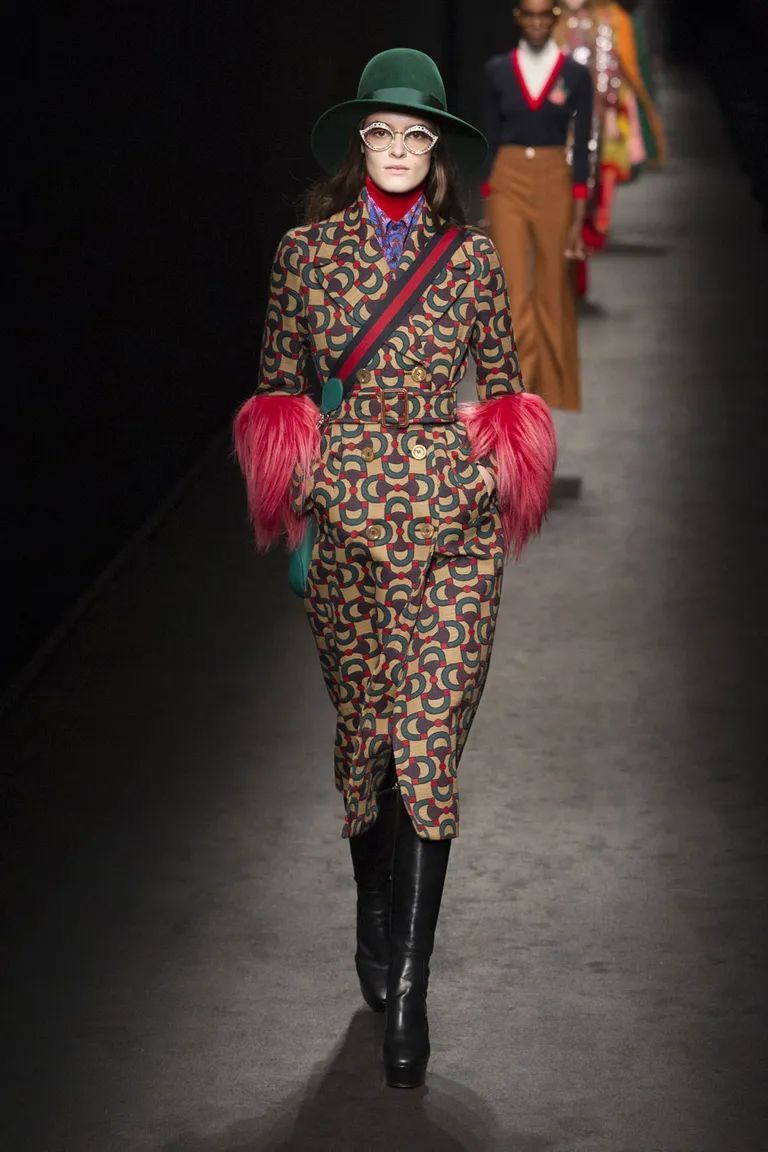 Gucci Rare Gucci Runway Fur-Cuffs Optic-Print Belted Coat Size S / US 4 / IT 40 - 1 Thumbnail