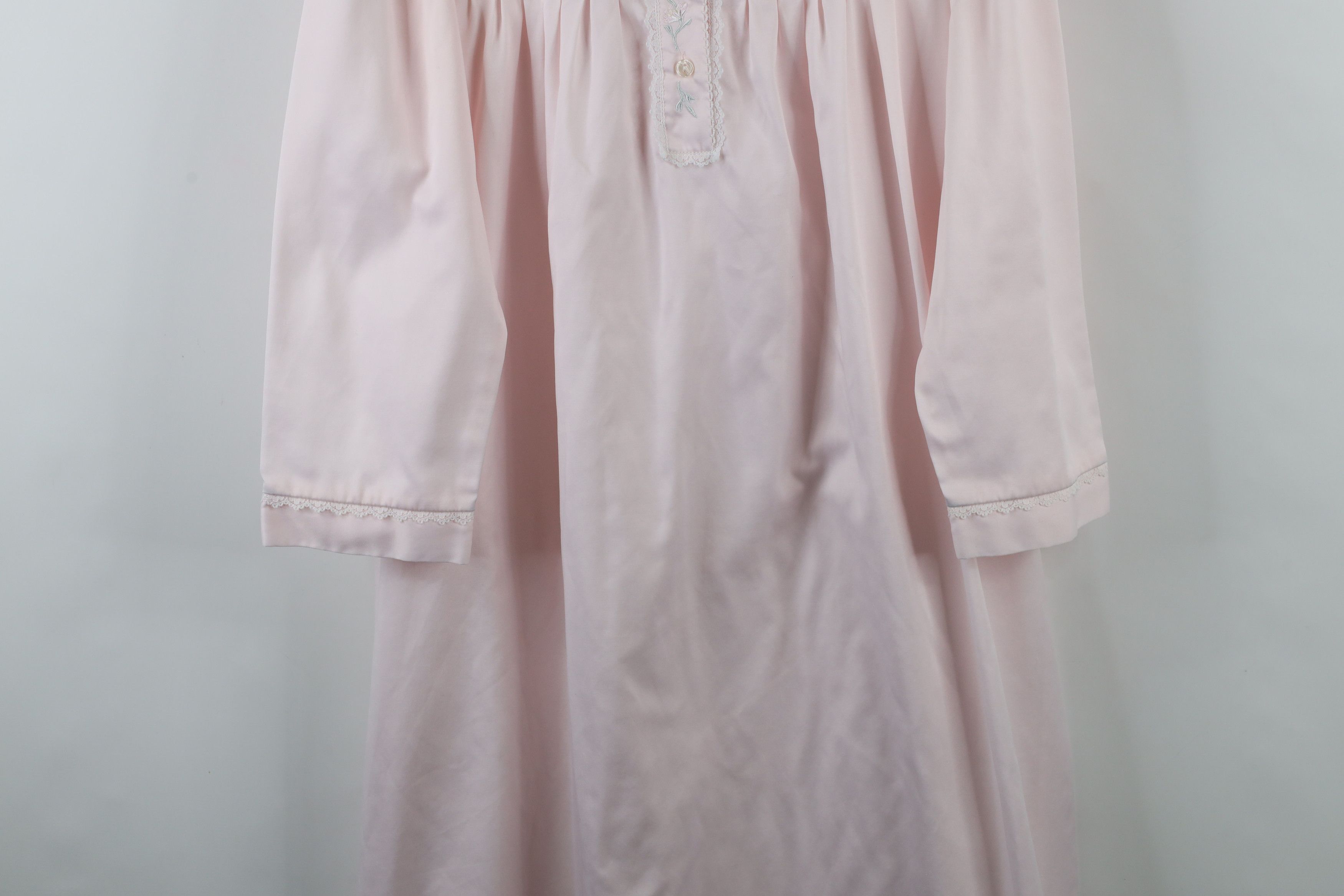 Vintage Vintage 90s Miss Elaine Ruffled Lace Night Gown Sleep Shirt Size M / US 6-8 / IT 42-44 - 3 Thumbnail