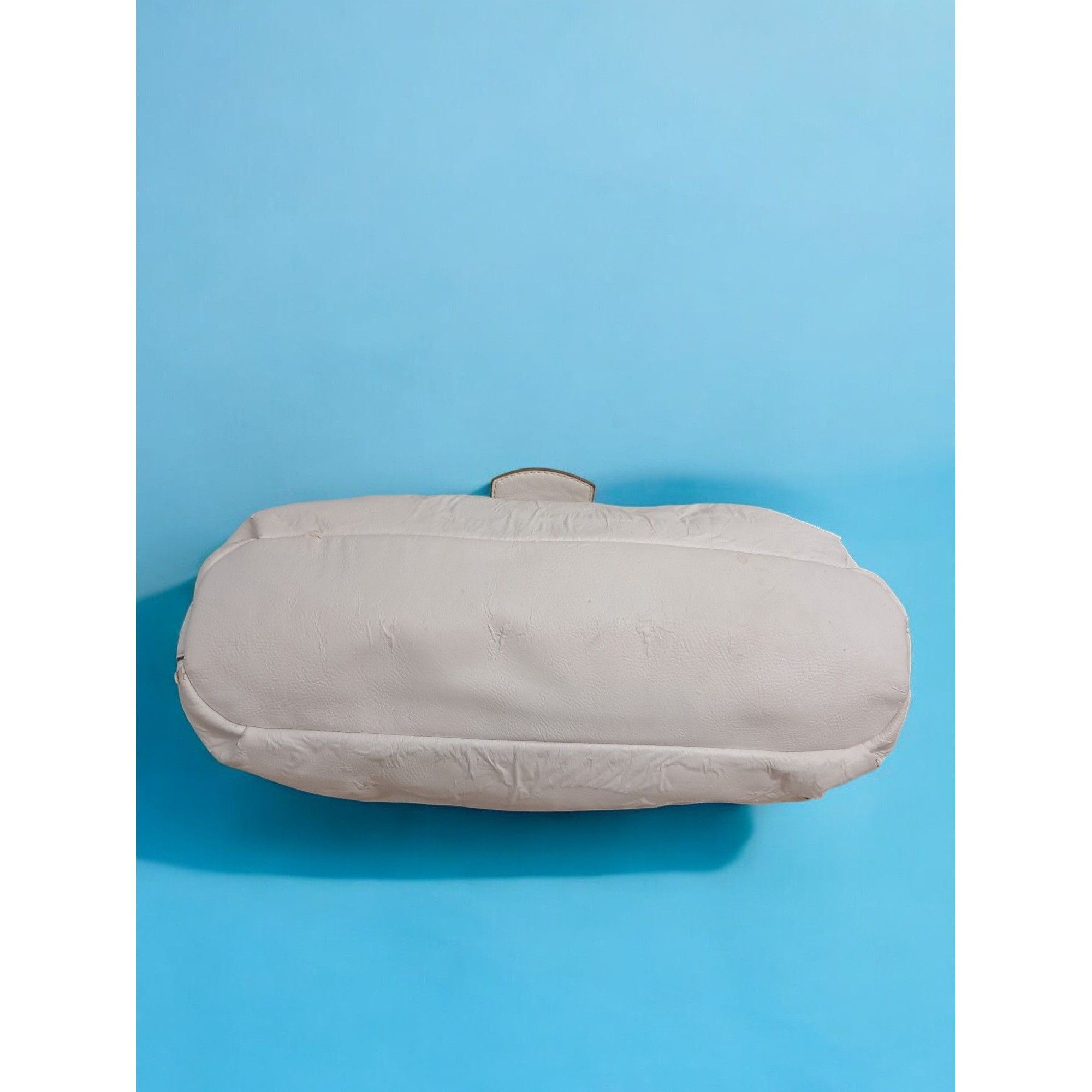 Other Liz Claiborne White Faux Leather Shoulder Bag Size ONE SIZE - 5 Thumbnail