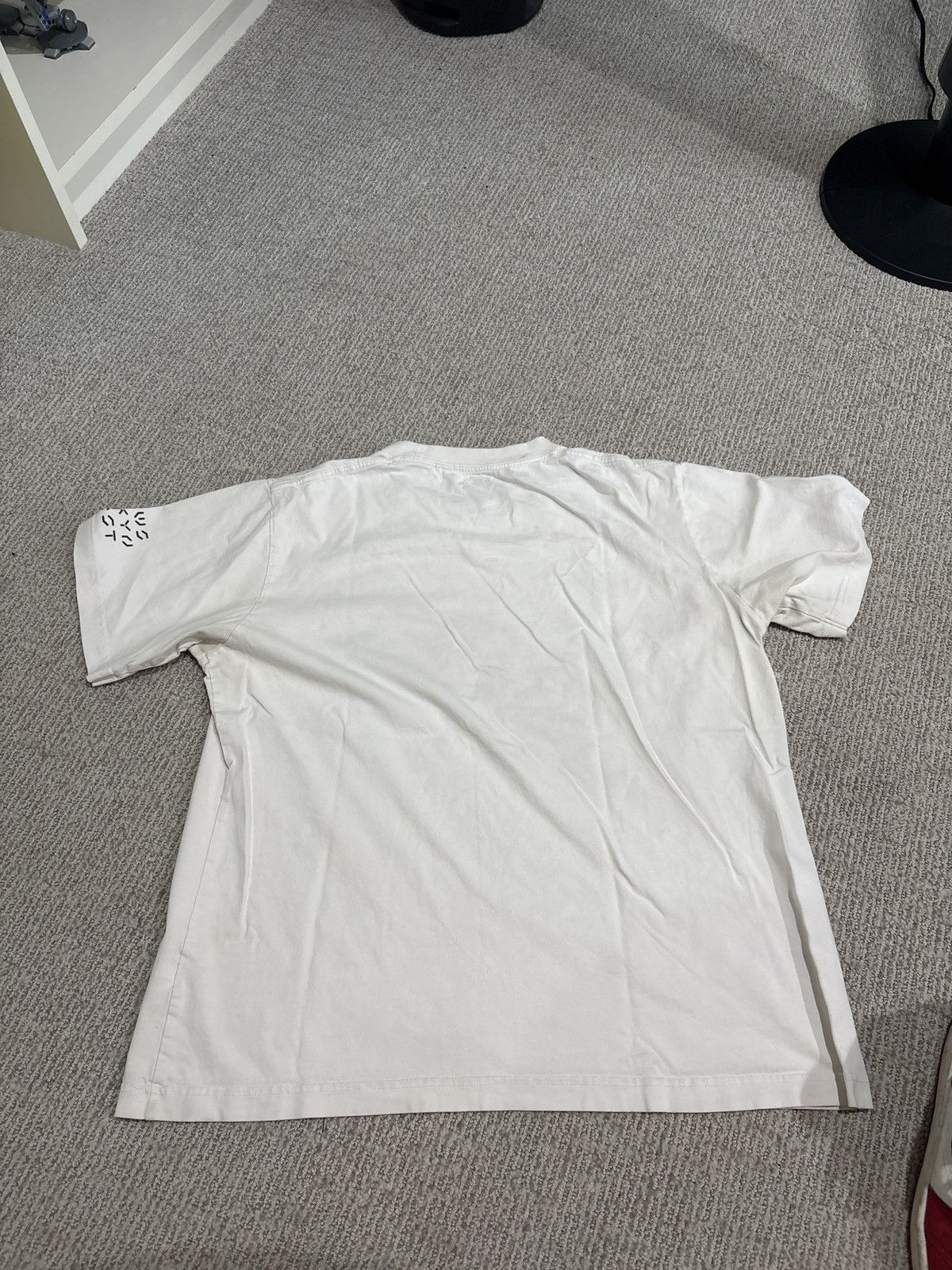 Kaws White Kaws Tokyo First shirt Size US XL / EU 56 / 4 - 2 Thumbnail
