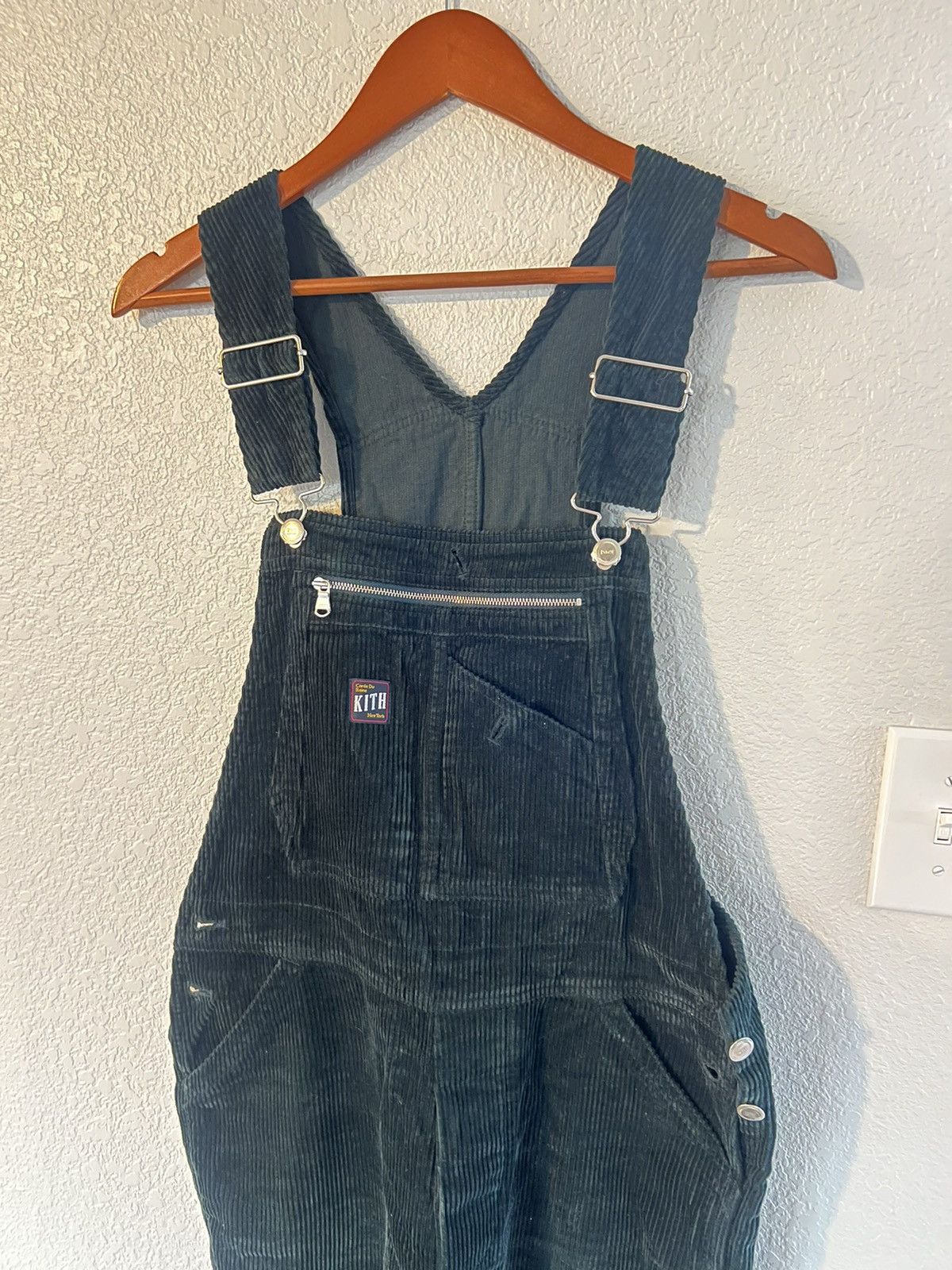 Kith Kith Cotton Corduroy Overalls in Forest Green Size 27" / US 4 / IT 40 - 1 Thumbnail