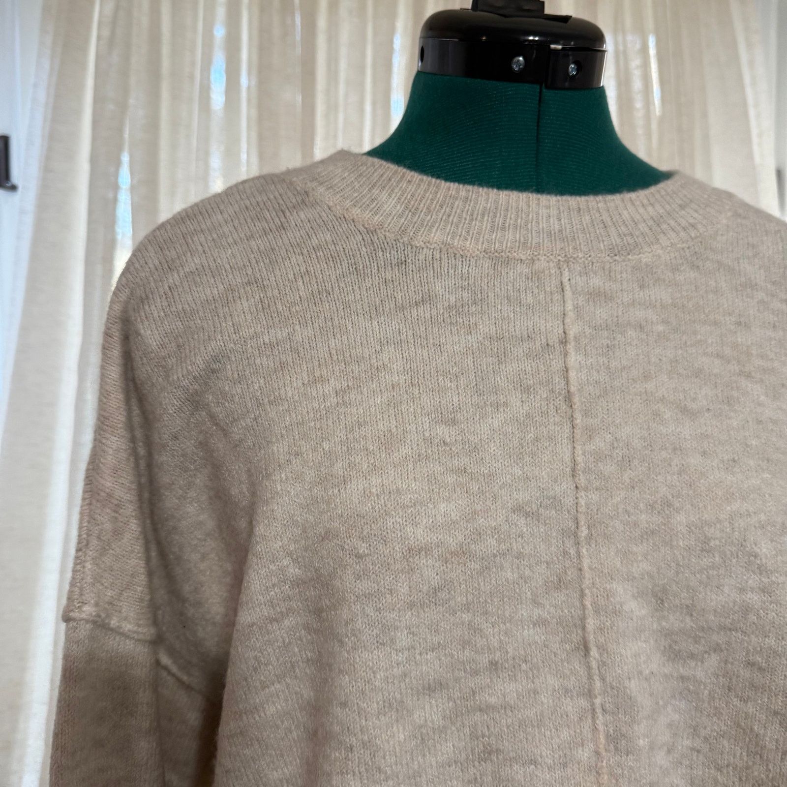 Vince Camuto Vince Camuto Oversized Beige Sweater | Sz S Size S / US 4 / IT 40 - 3 Thumbnail