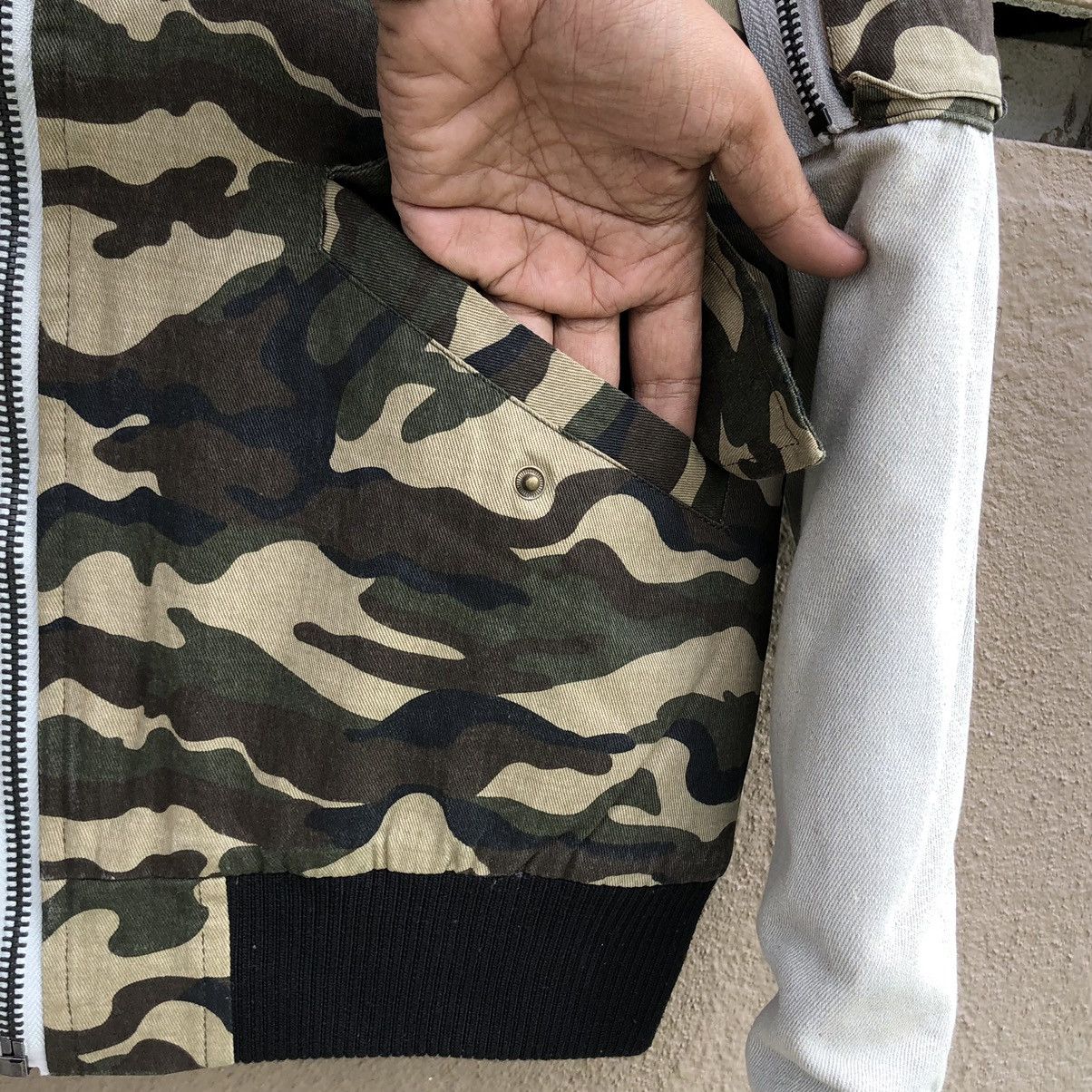 Vintage Vintage ABM Camo Design lined Quilted Bomber Jacket Size US L / EU 52-54 / 3 - 6 Thumbnail