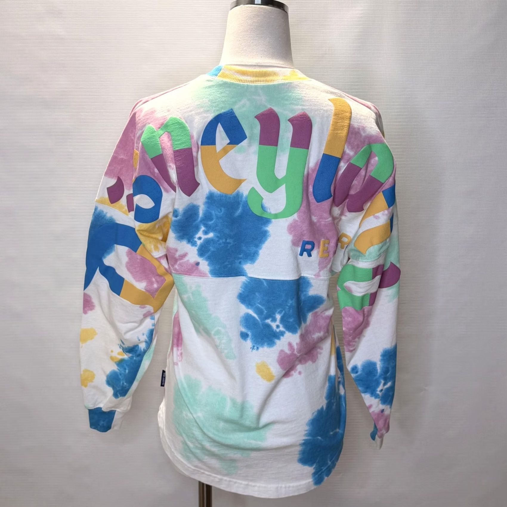 Disney VINTAGE Disneyland Resort Spirit Jersey Shirt Womens XS Pastel Tie Dye Long Sleeve Size XS / US 0-2 / IT 36-38 - 2 Thumbnail