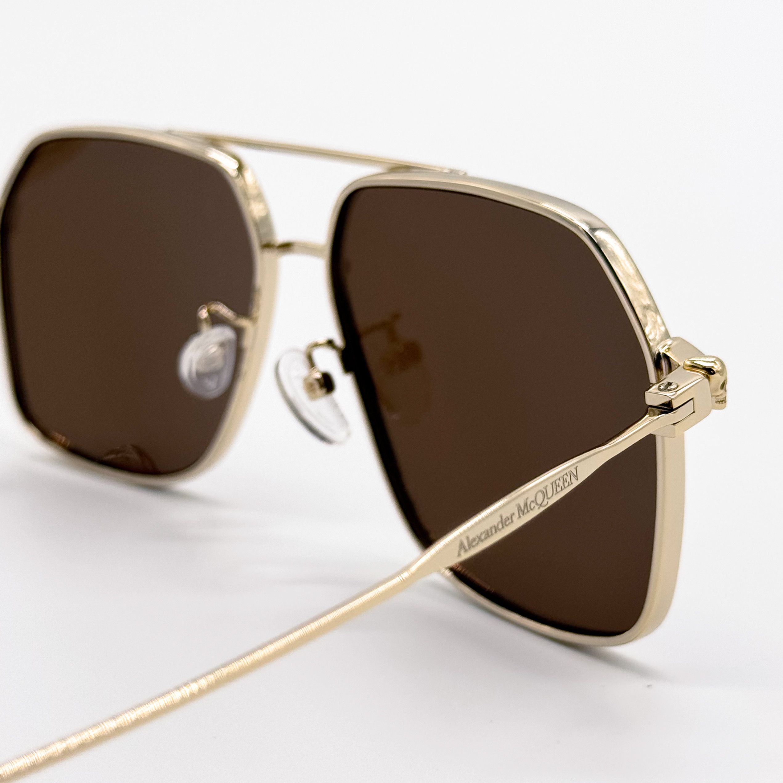 Alexander McQueen NEW ALEXANDER MCQUEEN AM0372S 002 PILOT GOLD SUNGLASSES Size ONE SIZE - 6 Thumbnail