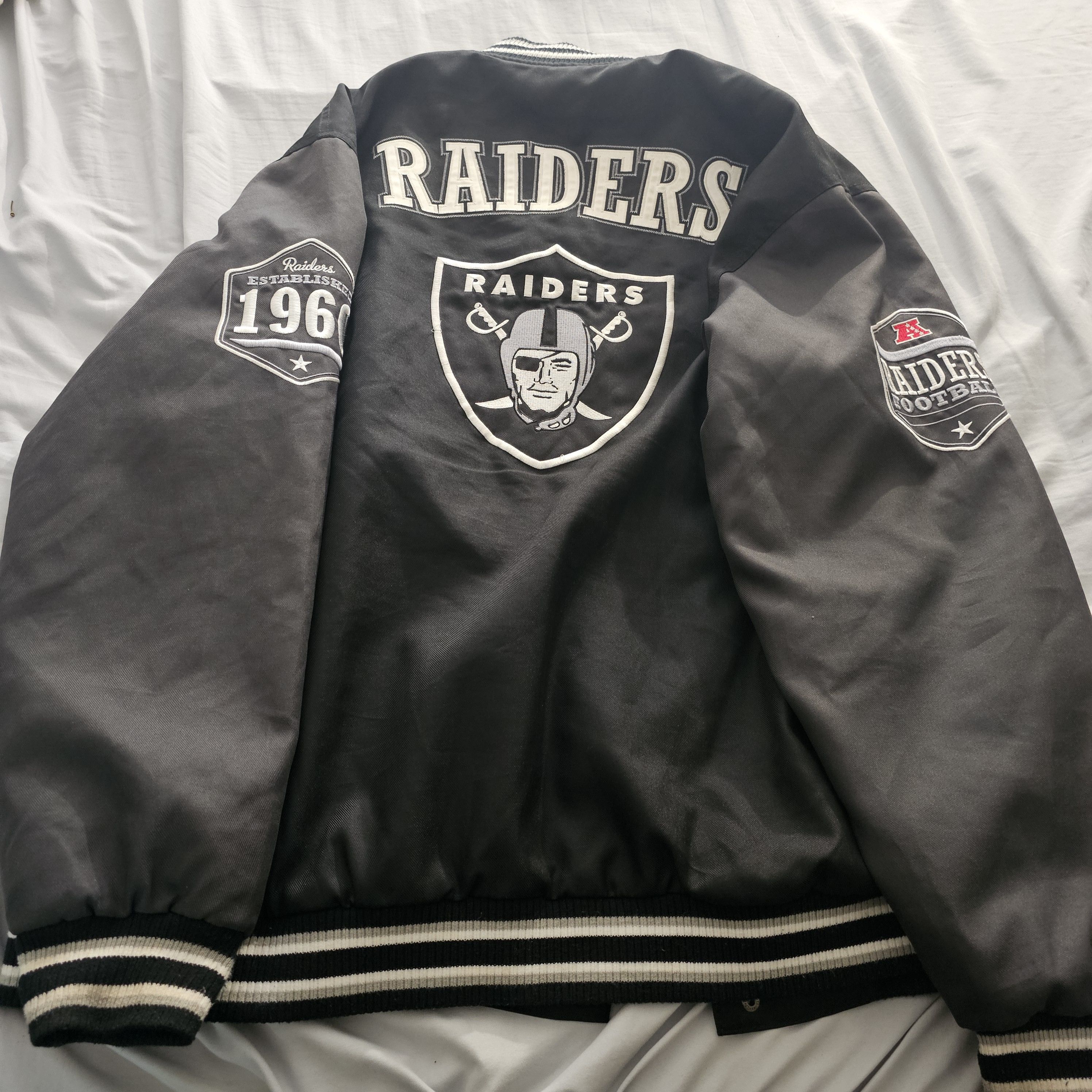 NFL Raiders Sports Jacket Size US XXL / EU 58 / 5 - 3 Thumbnail