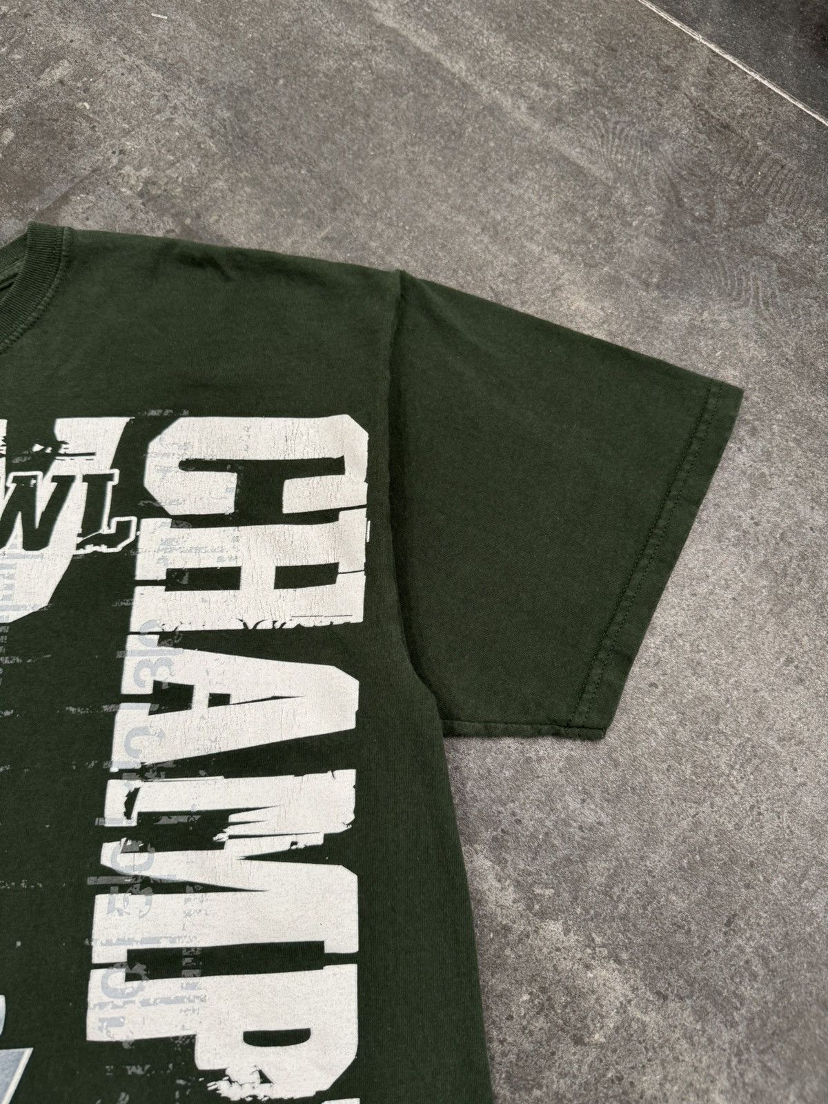 NFL Vintage Y2K NFL Green Bay Packers All Over Print T Shirt Size US XL / EU 56 / 4 - 10 Thumbnail