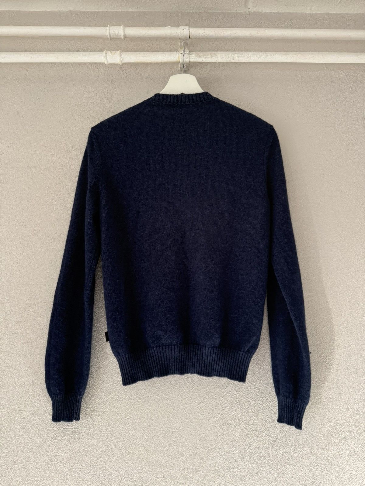 Gucci Navy V-Neck Knit Sweater with Suede Shoulder Panels Size US S / EU 44-46 / 1 - 5 Thumbnail