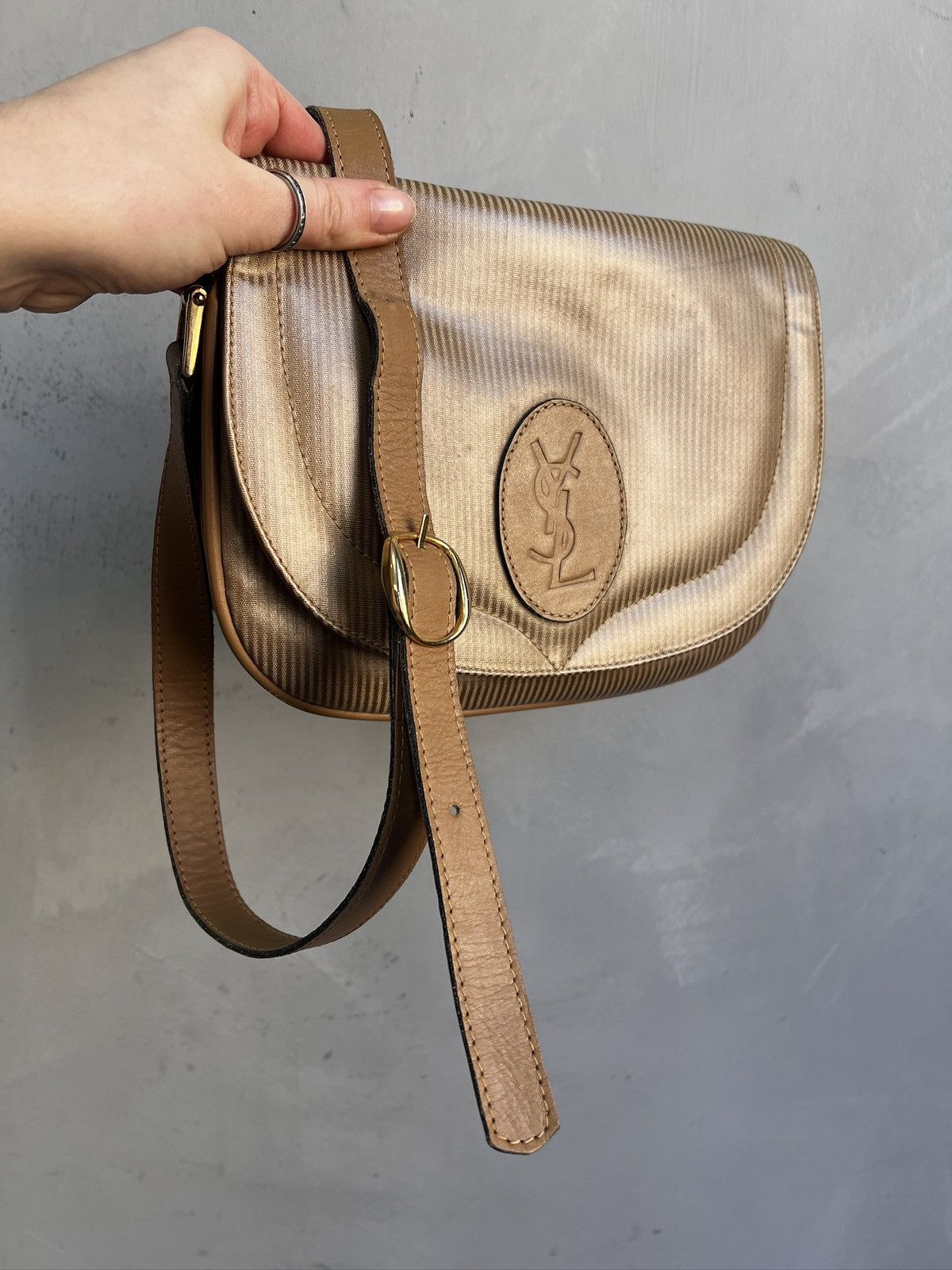 Yves Saint Laurent Retro Yves Saint Laurent 80s shoulder archive leather bag Size ONE SIZE - 9 Thumbnail