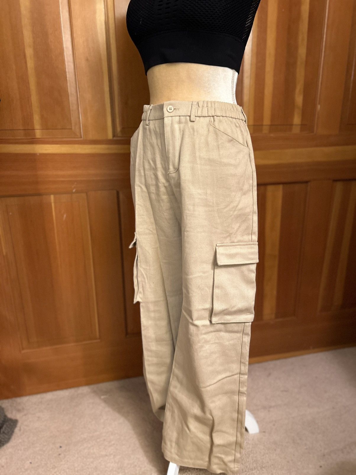 Designer × Other NWT, Lavishly Paris Relaxed Fit Oversized Tan Cargo Pants Size 30" / US 8 / IT 44 - 9 Thumbnail
