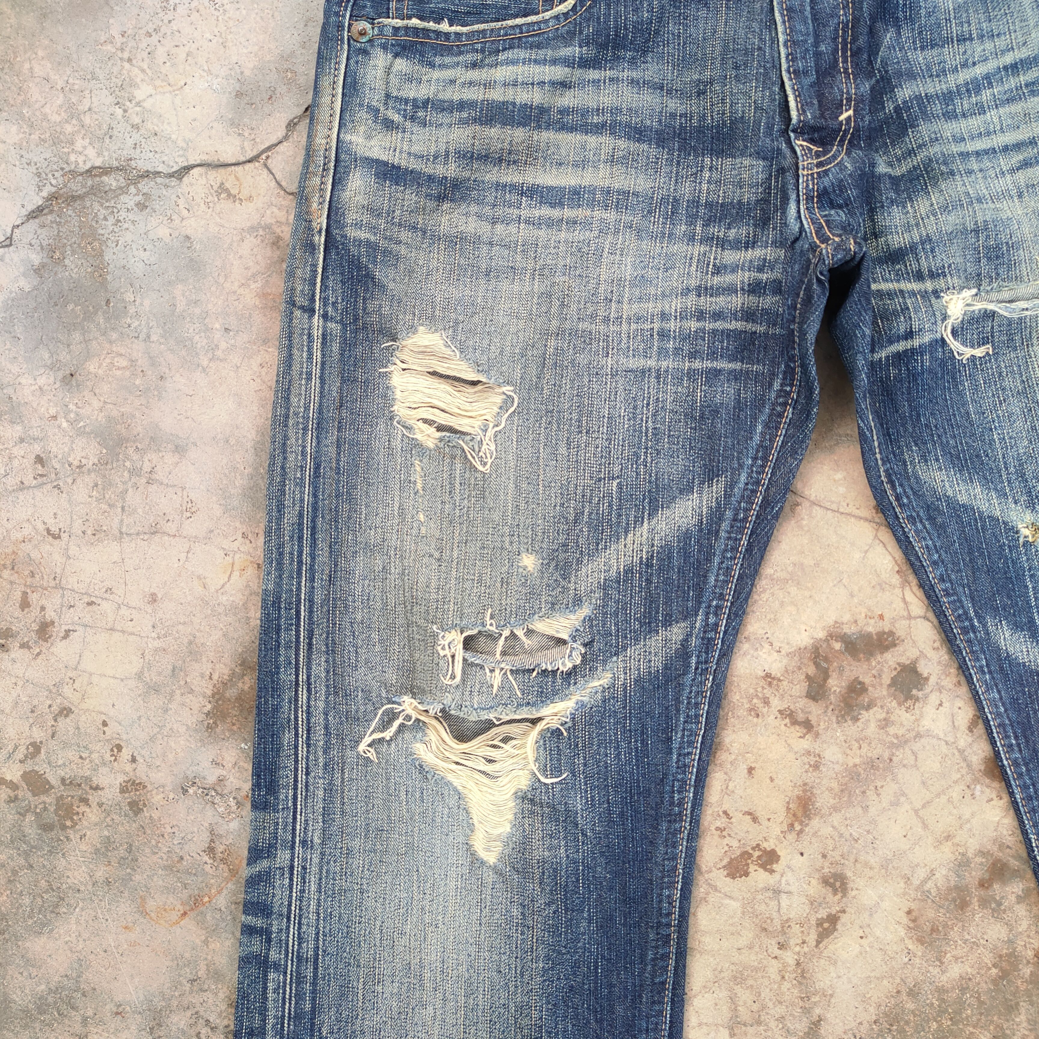 Edwin # EDWIN VINTAGE RIPPED FADED DENIM PANTS Size US 34 / EU 50 - 7 Thumbnail