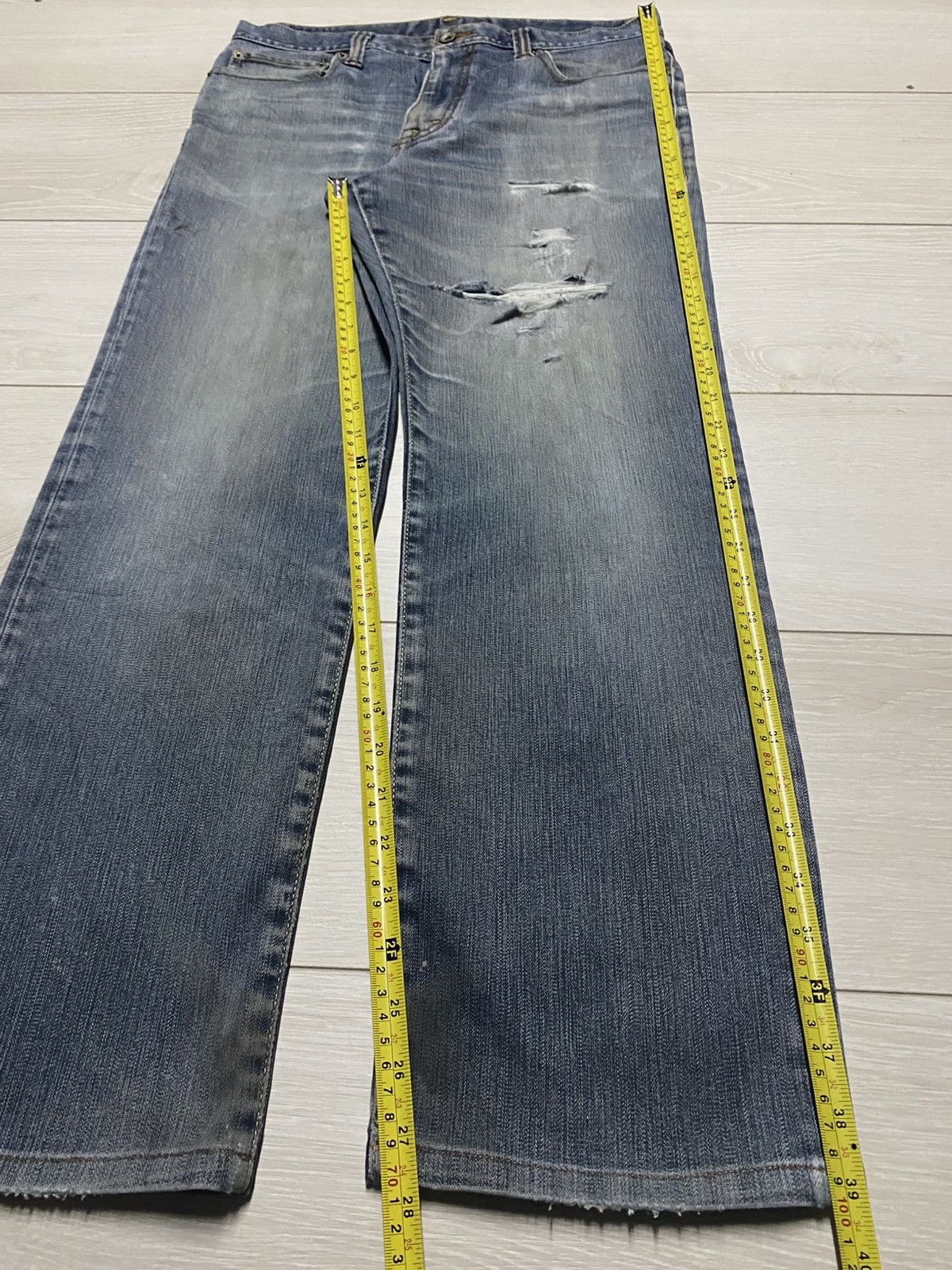 Japanese Brand Vintage Japanese Brand Blue Faded Wash Distressed Loose Jean Size US 32 / EU 48 - 14 Thumbnail