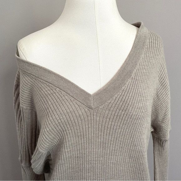 Allsaints Allsaints V Neck Ribbed Sweater - XS/S, OVERSIZED! Size XS / US 0-2 / IT 36-38 - 3 Thumbnail