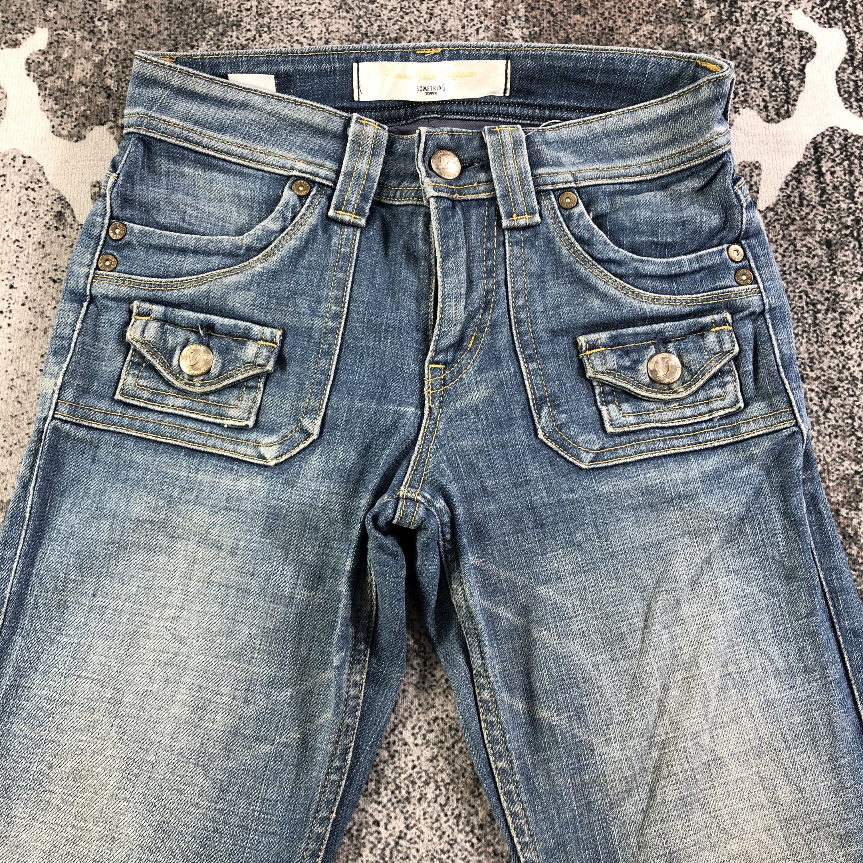 Edwin Edwin Venus Bush Pants Flare Jeans KJ2007 Size 26" / US 2 / IT 38 - 3 Thumbnail