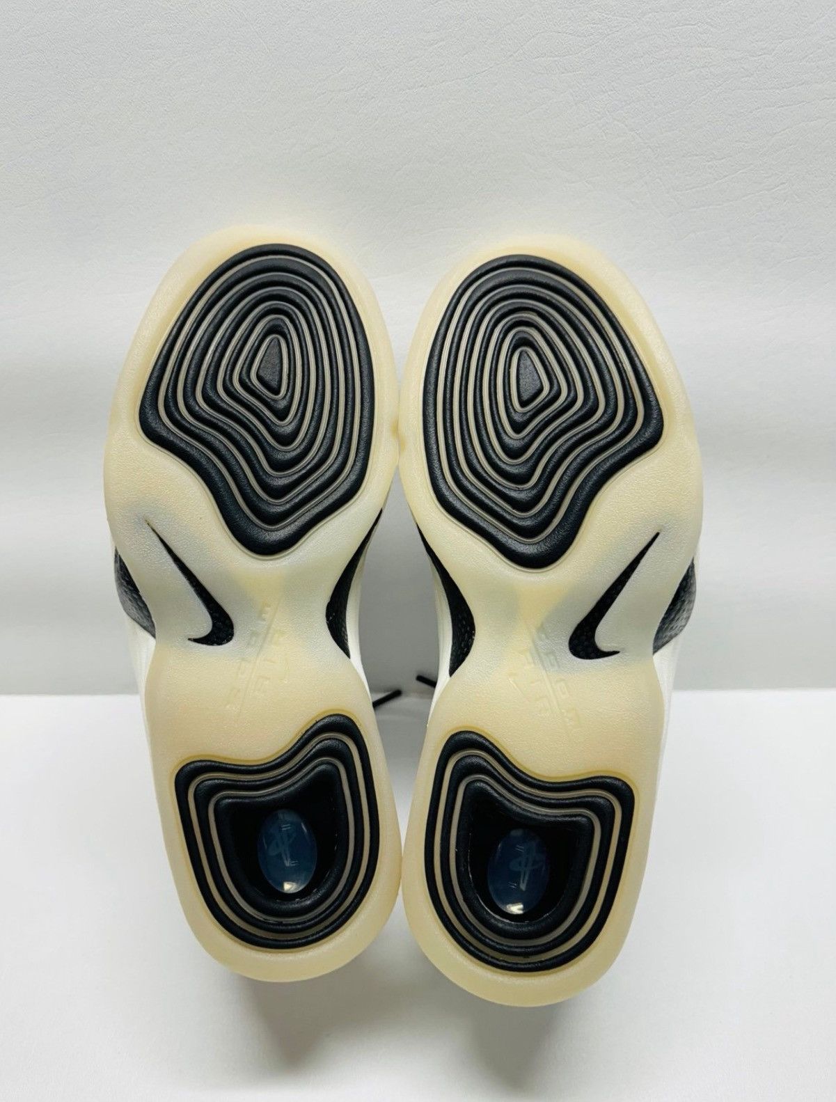 Nike Nike Air Penny II White/Photon Dust-Black-Sail Size US 10 / EU 43 - 6 Thumbnail