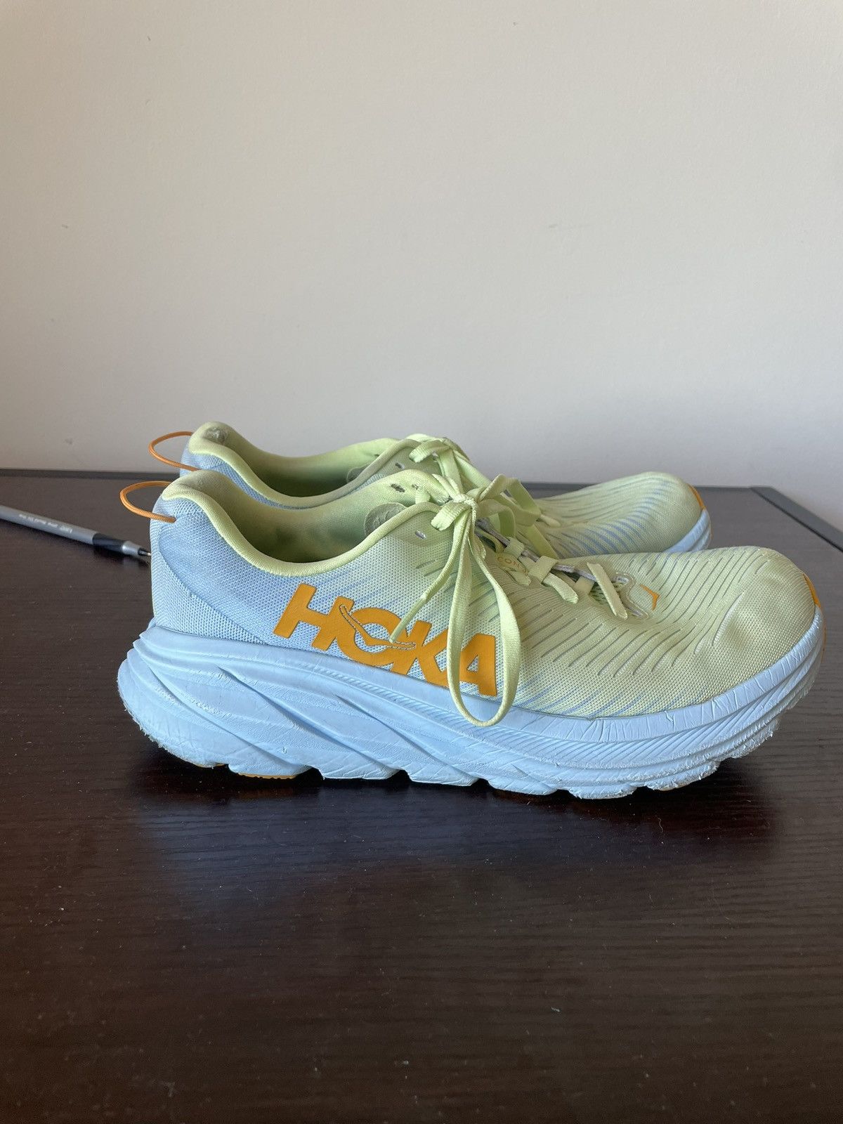 Hoka Women's Hoka One One Rincon 3 Size US 8.5 / IT 38.5 - 1 Thumbnail