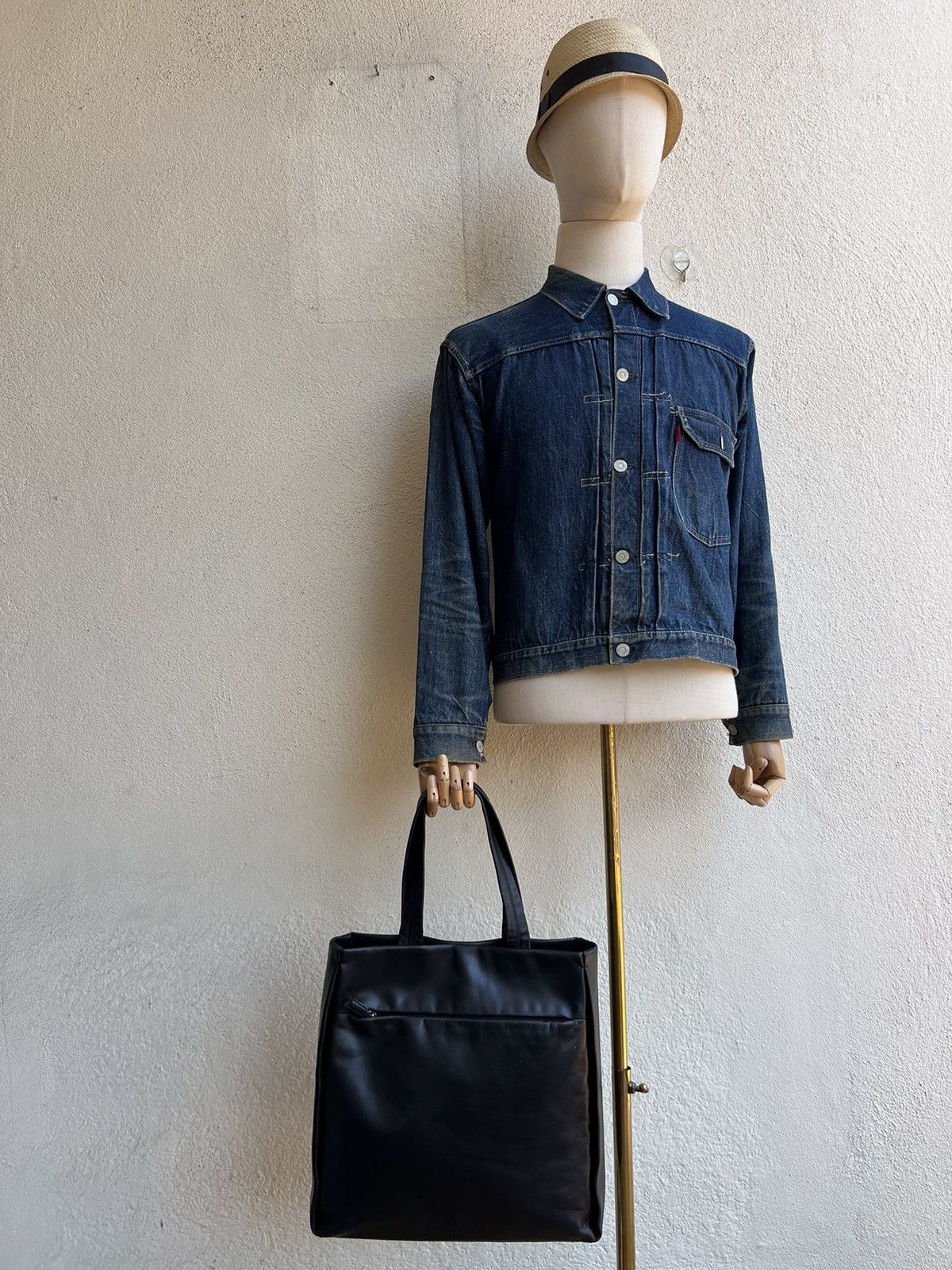 Leather × Moschino Vintage MOSCHINO Patina Black Leather Tote Bag Size ONE SIZE - 2 Thumbnail
