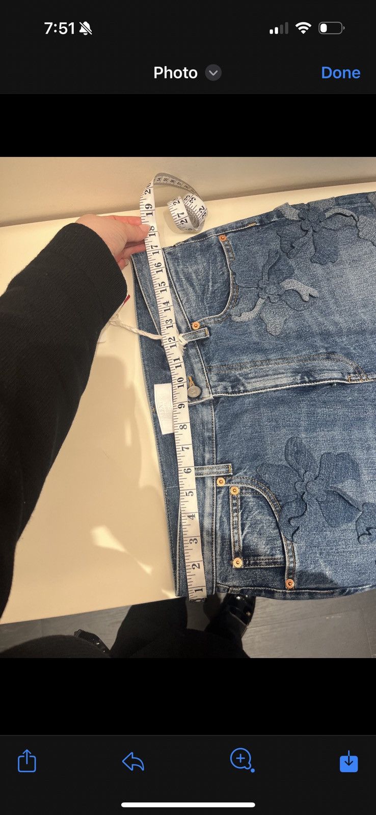 Valentino o1s1wg110625 Embroidered Denim Trousers in Medium Blue Size 27" / US 4 / IT 40 - 12 Thumbnail