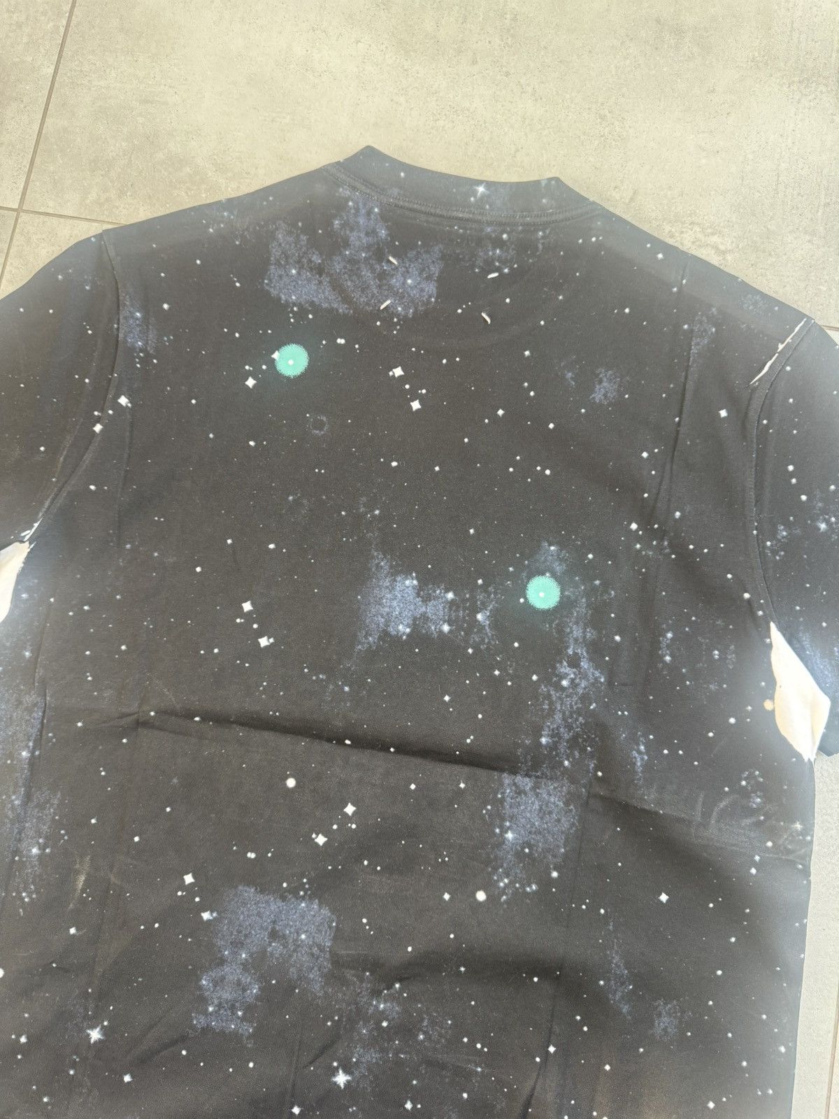 Maison Margiela Maison Margiela Space UFO Logo Tee Size US M / EU 48-50 / 2 - 7 Thumbnail