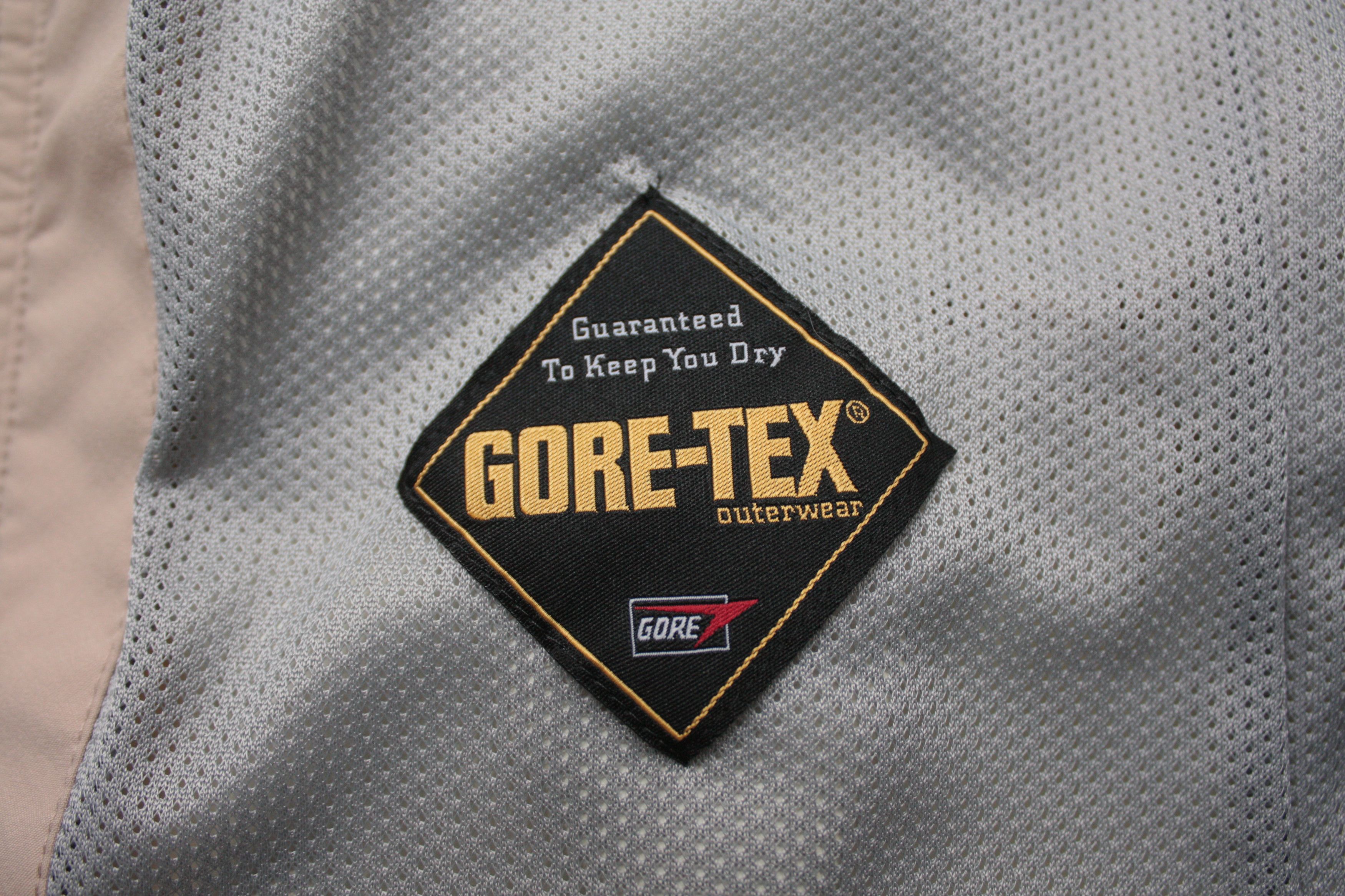 Prada Prada Gore-Tex Beige Jacket Men's 48 Made In Romania Size US M / EU 48-50 / 2 - 6 Thumbnail
