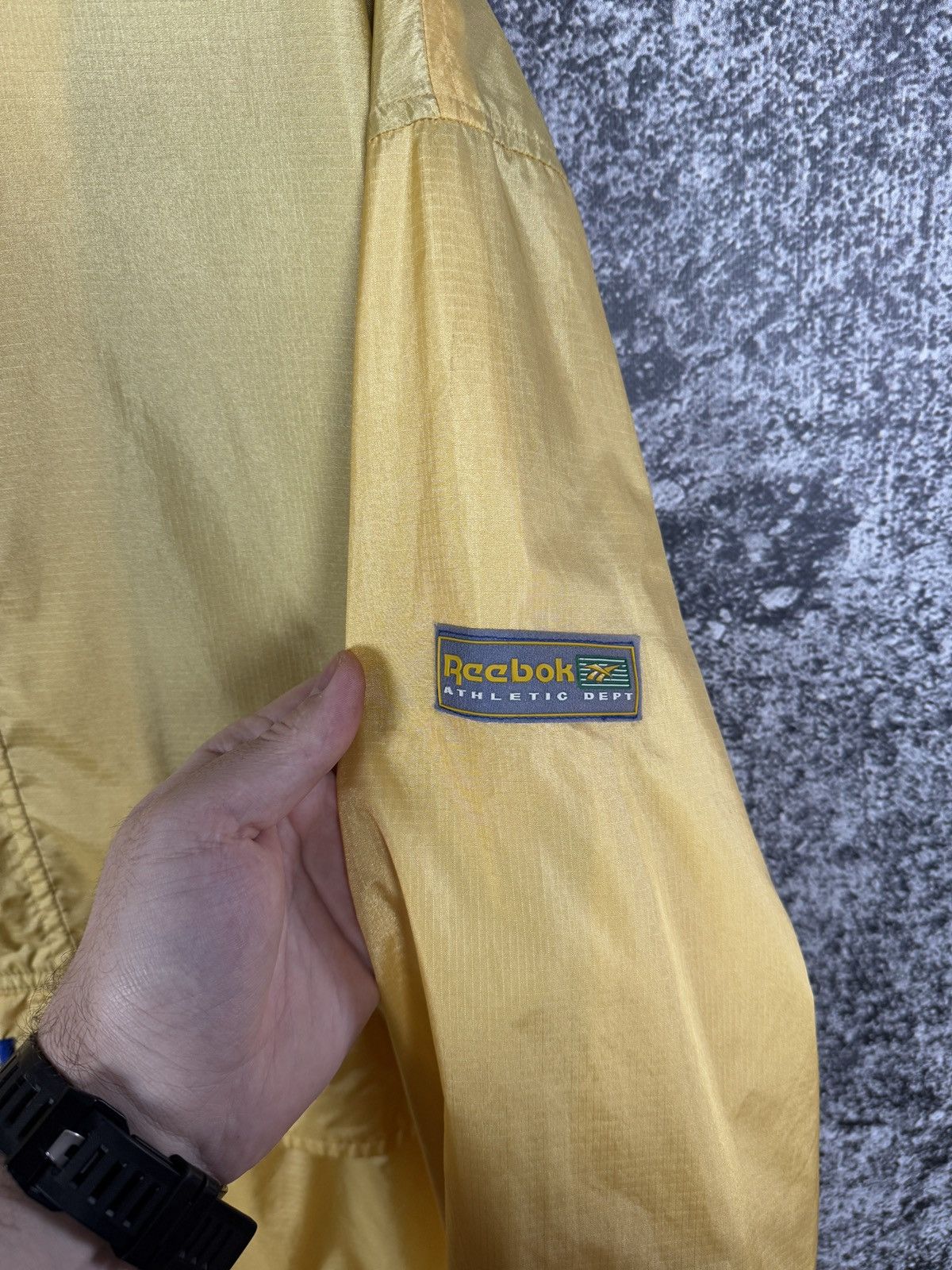 Reebok Reebok Athletic Dept Anorak Nylon Gold Jacket Vintage XL Size US XL / EU 56 / 4 - 6 Thumbnail