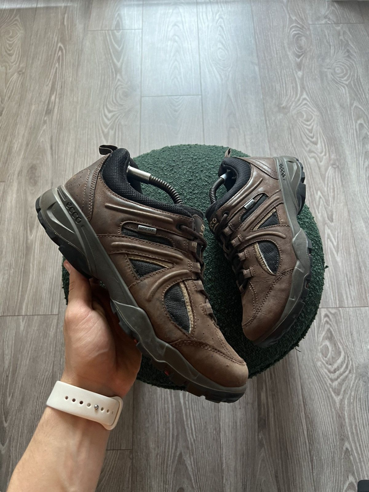 Ecco × Genuine Leather × Goretex ‼️Ecco Leather Gore-Tex R Line Oudoor Style Low Sneakers‼️ Size US 8.5 / EU 41-42 - 8 Thumbnail