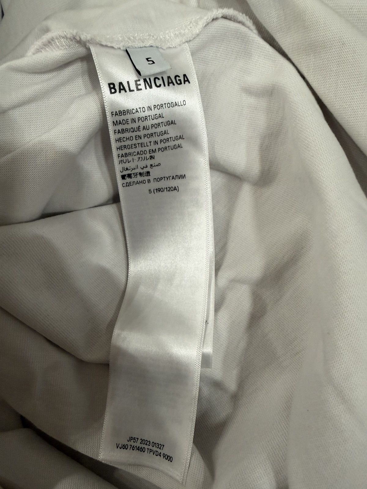 Balenciaga Balenciaga white piercing t-shirt 5 Size US XXL / EU 58 / 5 - 12 Thumbnail