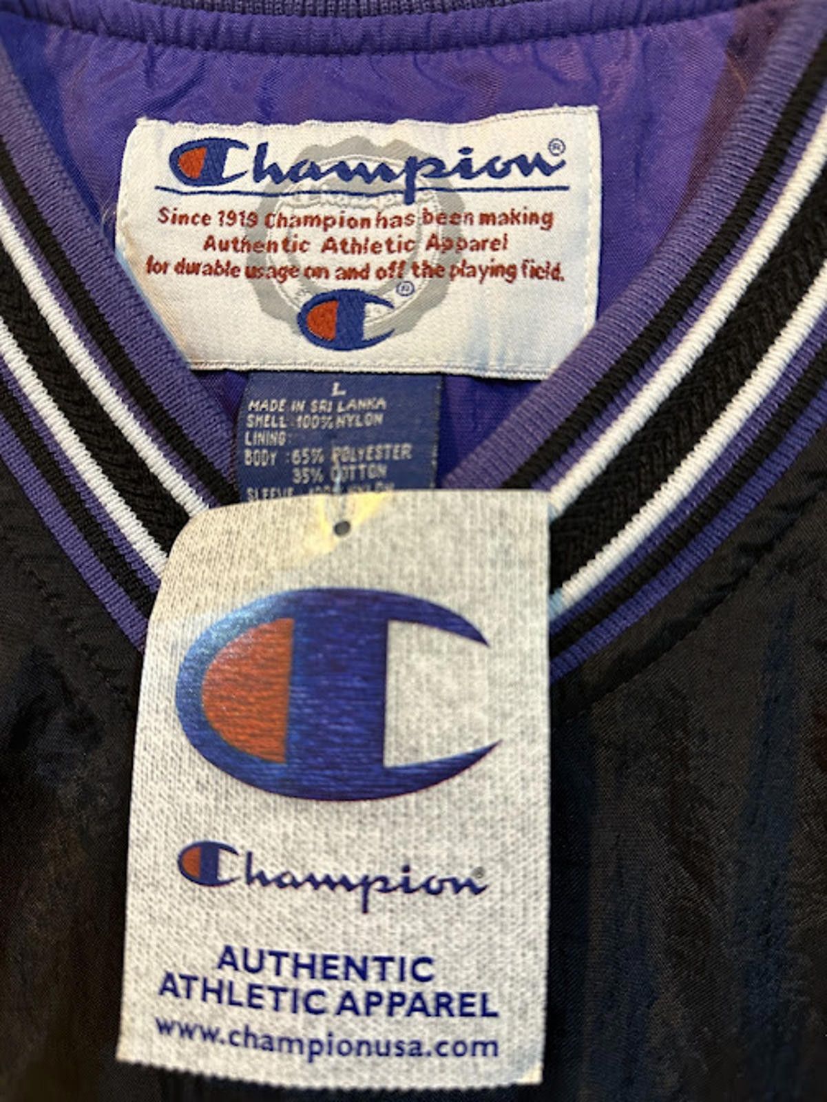 Champion Champion V-Neck Pullover Windbreaker Jacket L Size US L / EU 52-54 / 3 - 3 Thumbnail