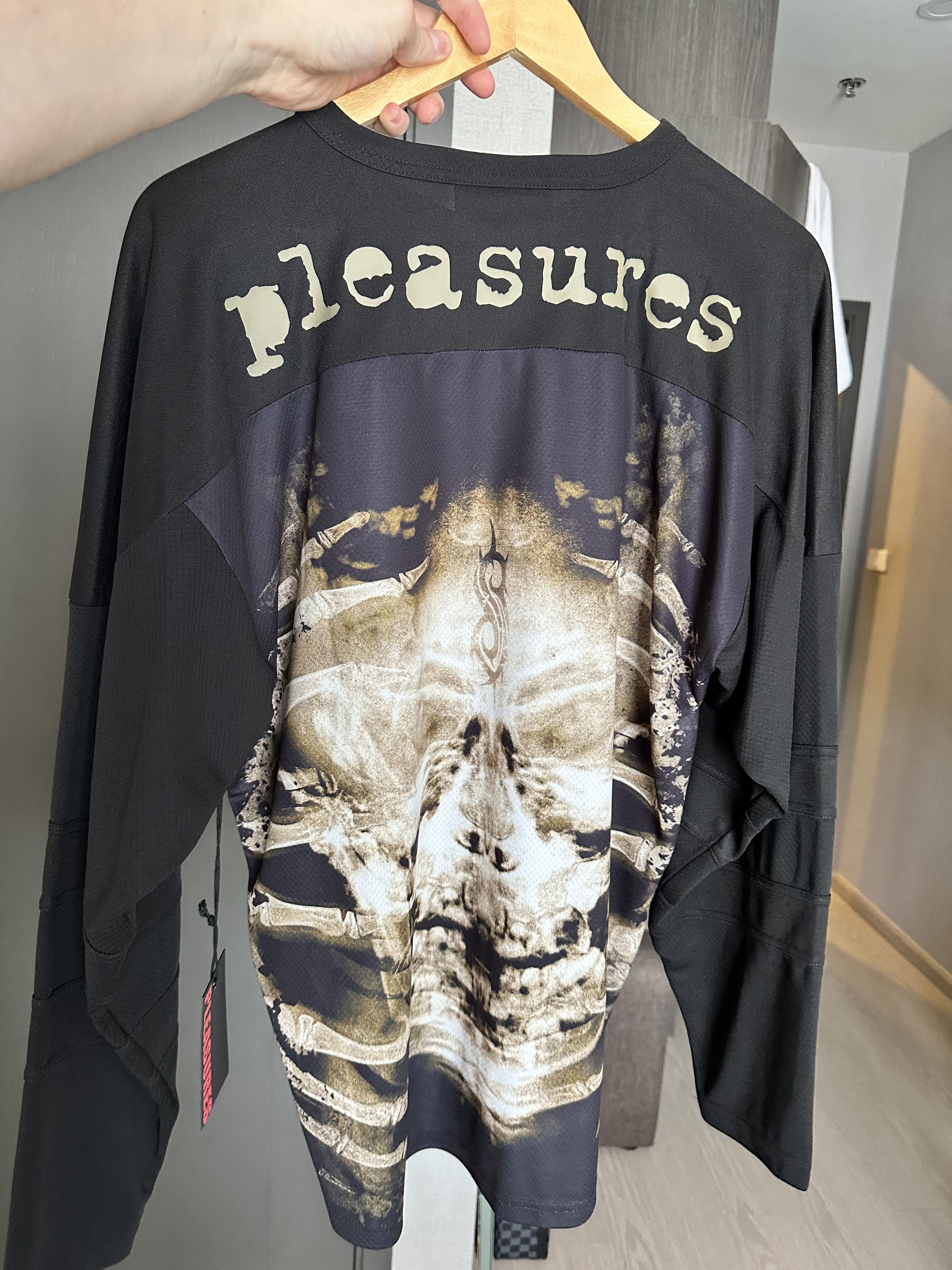 Pleasures Pleasures x Slipknot JERSEY Size US M / EU 48-50 / 2 - 3 Thumbnail