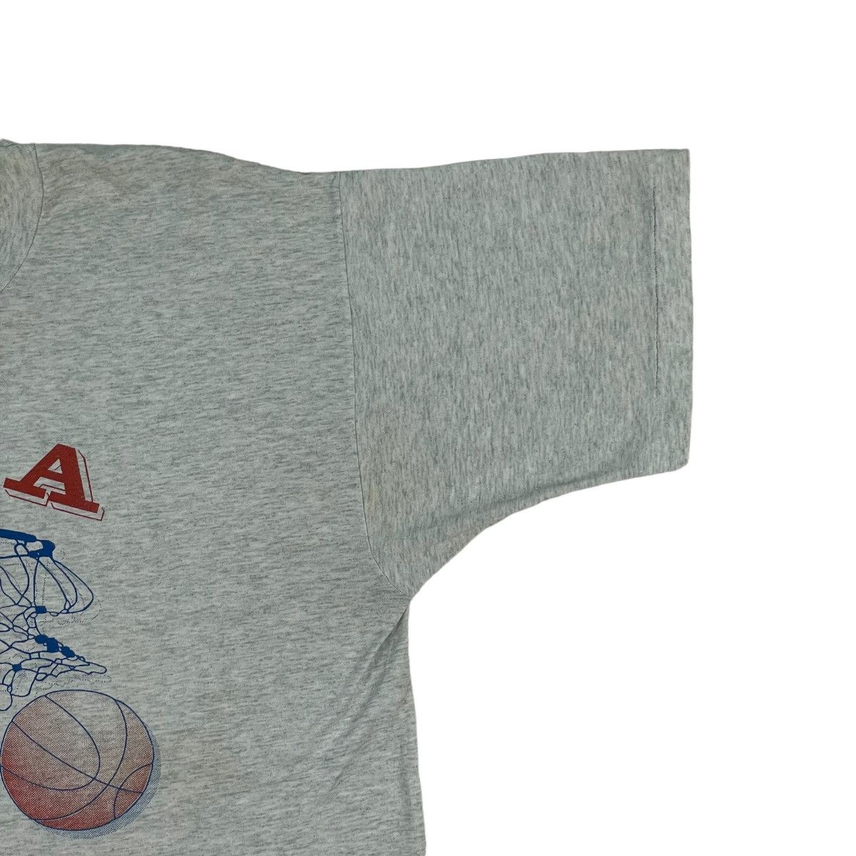 NBA Vintage 1997 IYAA Tournament Tee Size US M / EU 48-50 / 2 - 4 Thumbnail