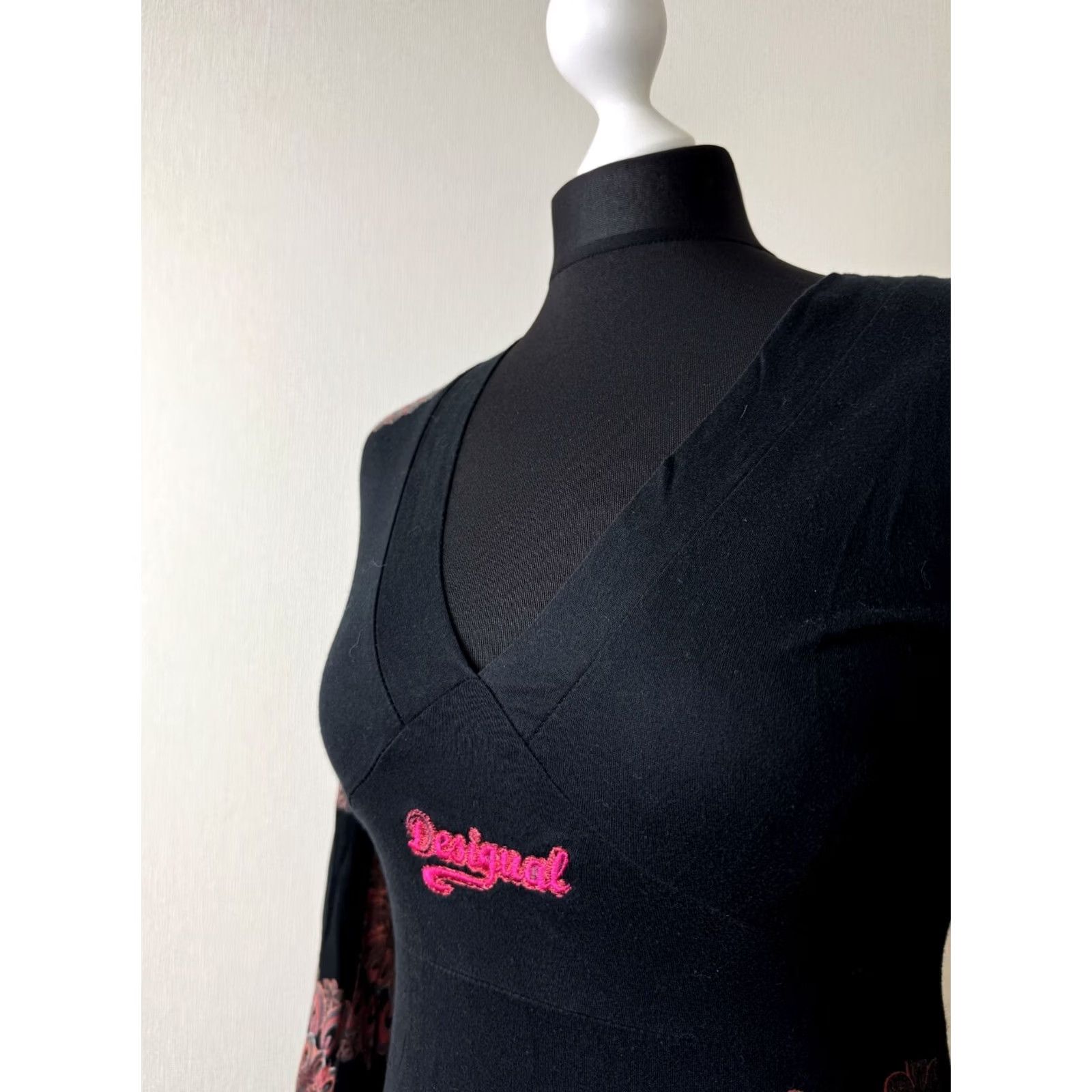 Desigual Desigual womens red black dress Size S Size S / US 4 / IT 40 - 3 Thumbnail
