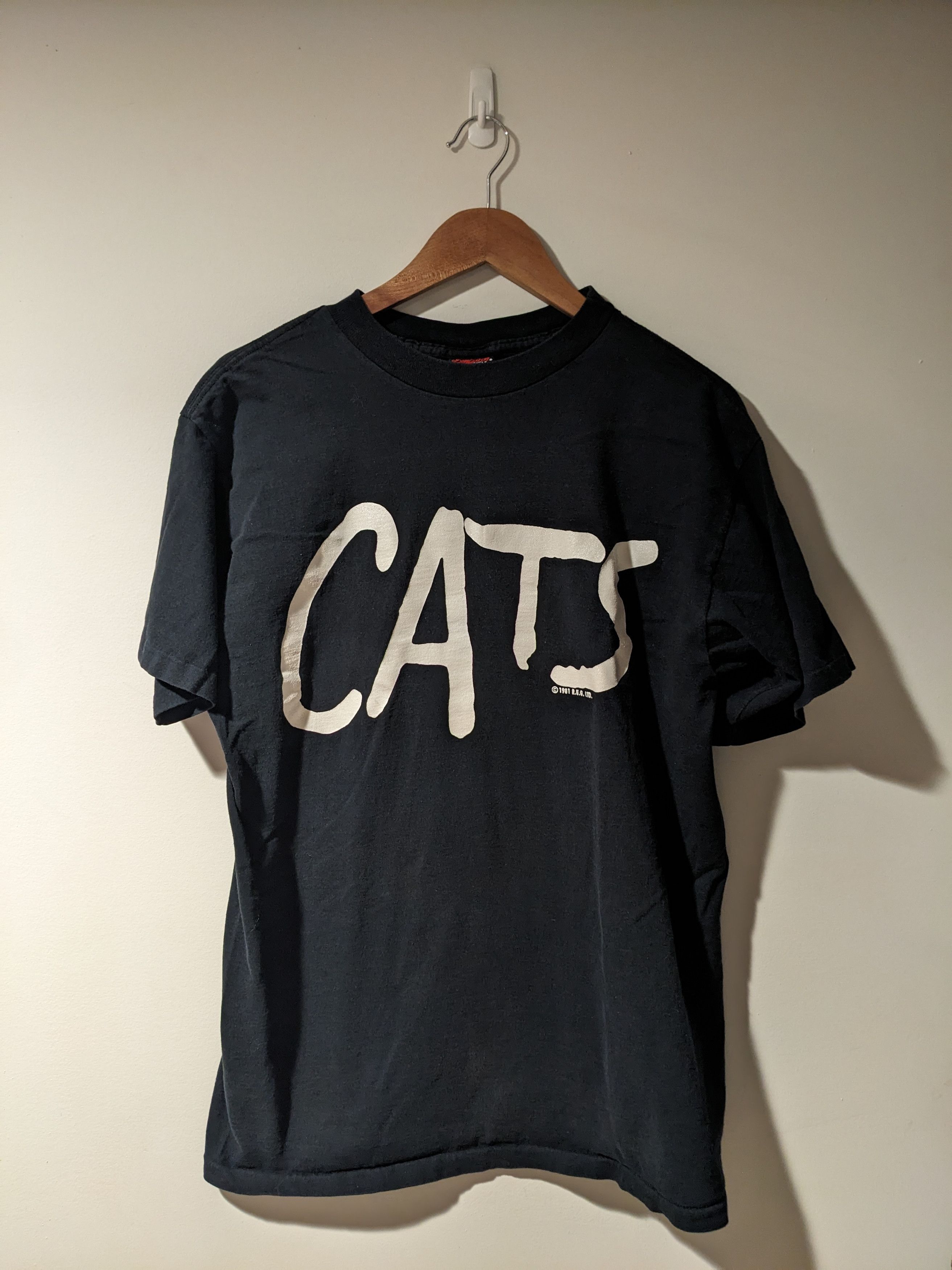Other Vintage 1981 Cats the Musical Broadway Show X-Large T-Shirt Size US XL / EU 56 / 4 - 1 Thumbnail