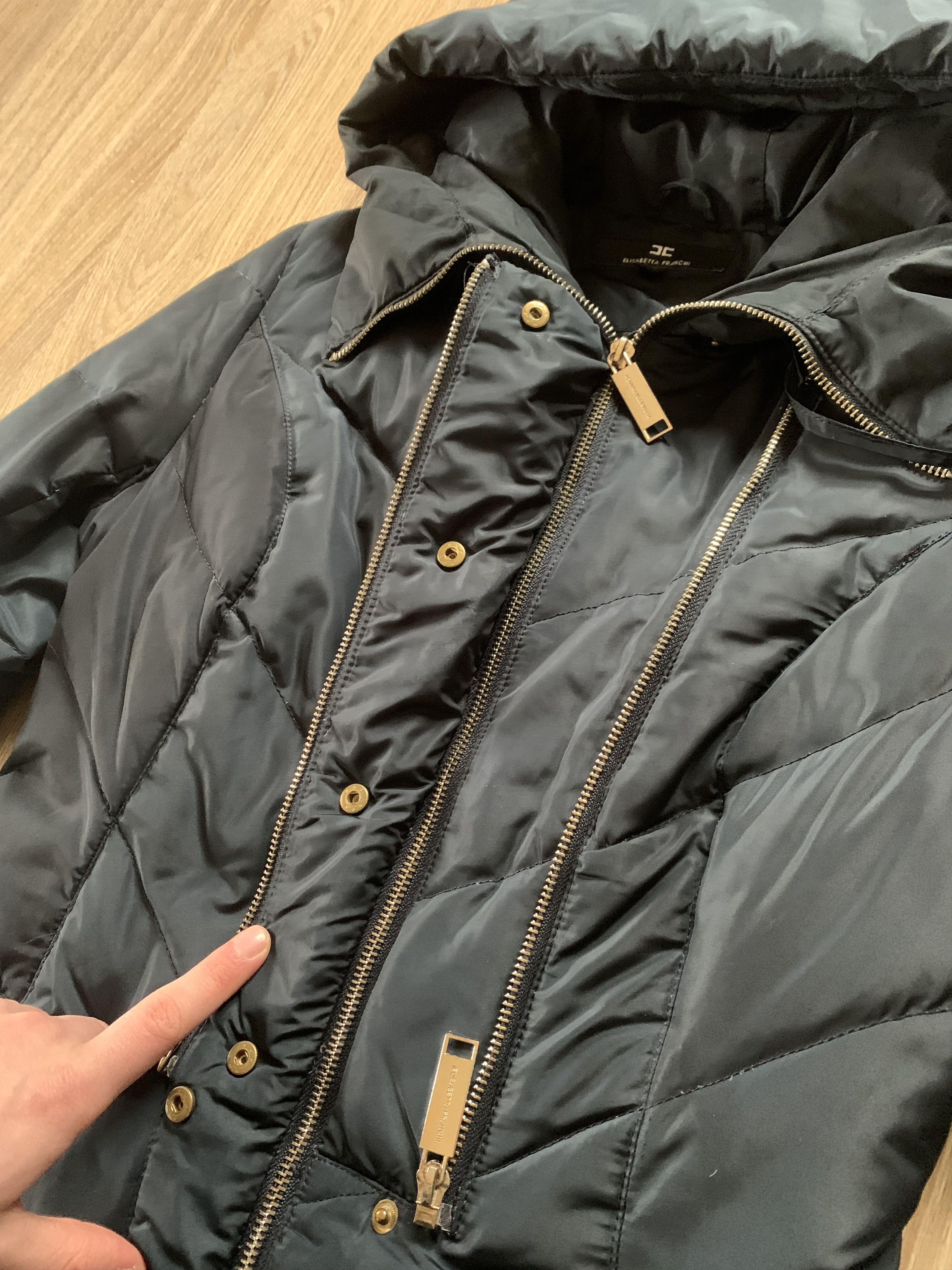 Elisabetta Franchi Elisabetta Franchi Black Hooded Quilted Puffer Jacket Size M / US 6-8 / IT 42-44 - 7 Thumbnail