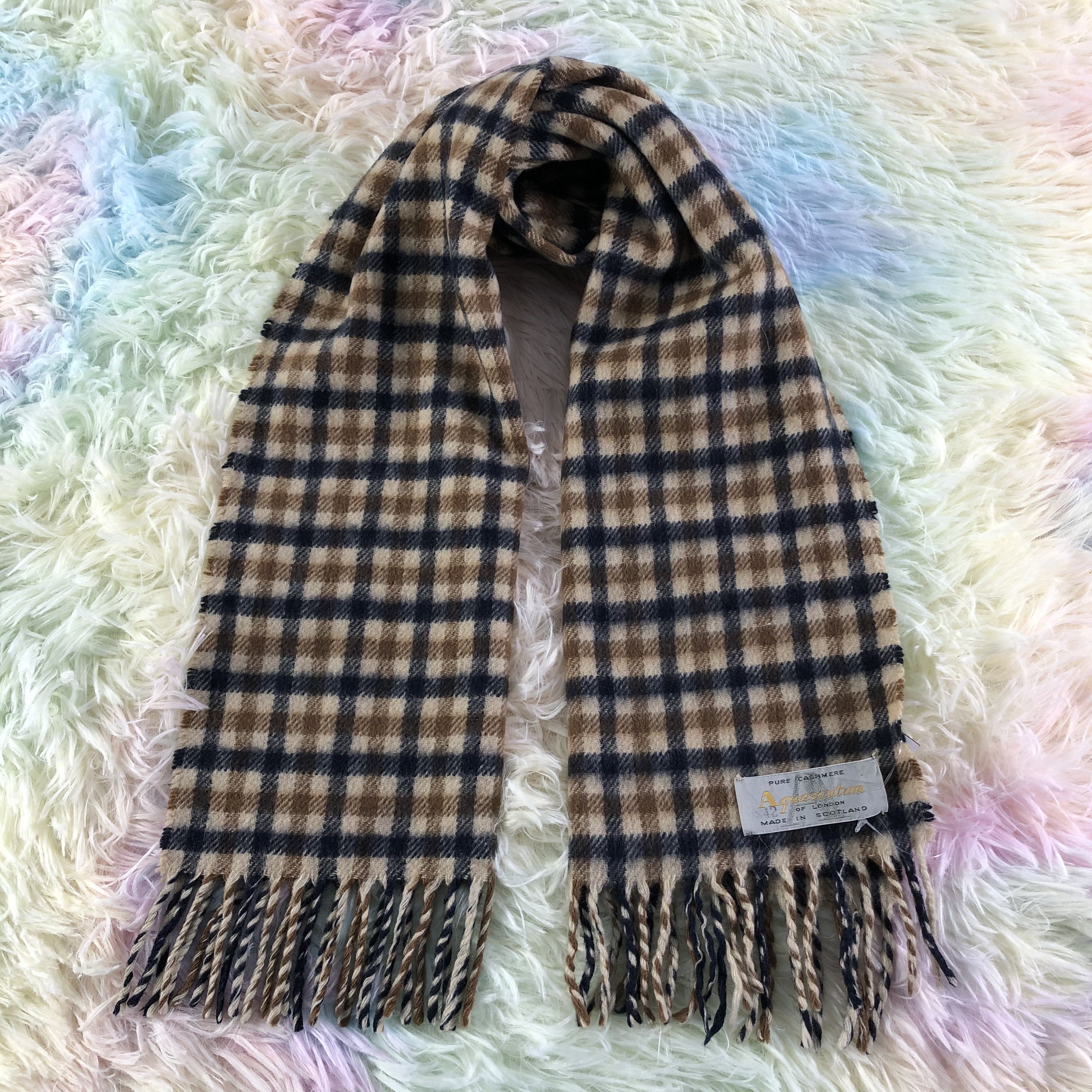 Aquascutum Aquascutum Scarf / Muffler / Neckwear - KM207 Size ONE SIZE - 1 Thumbnail