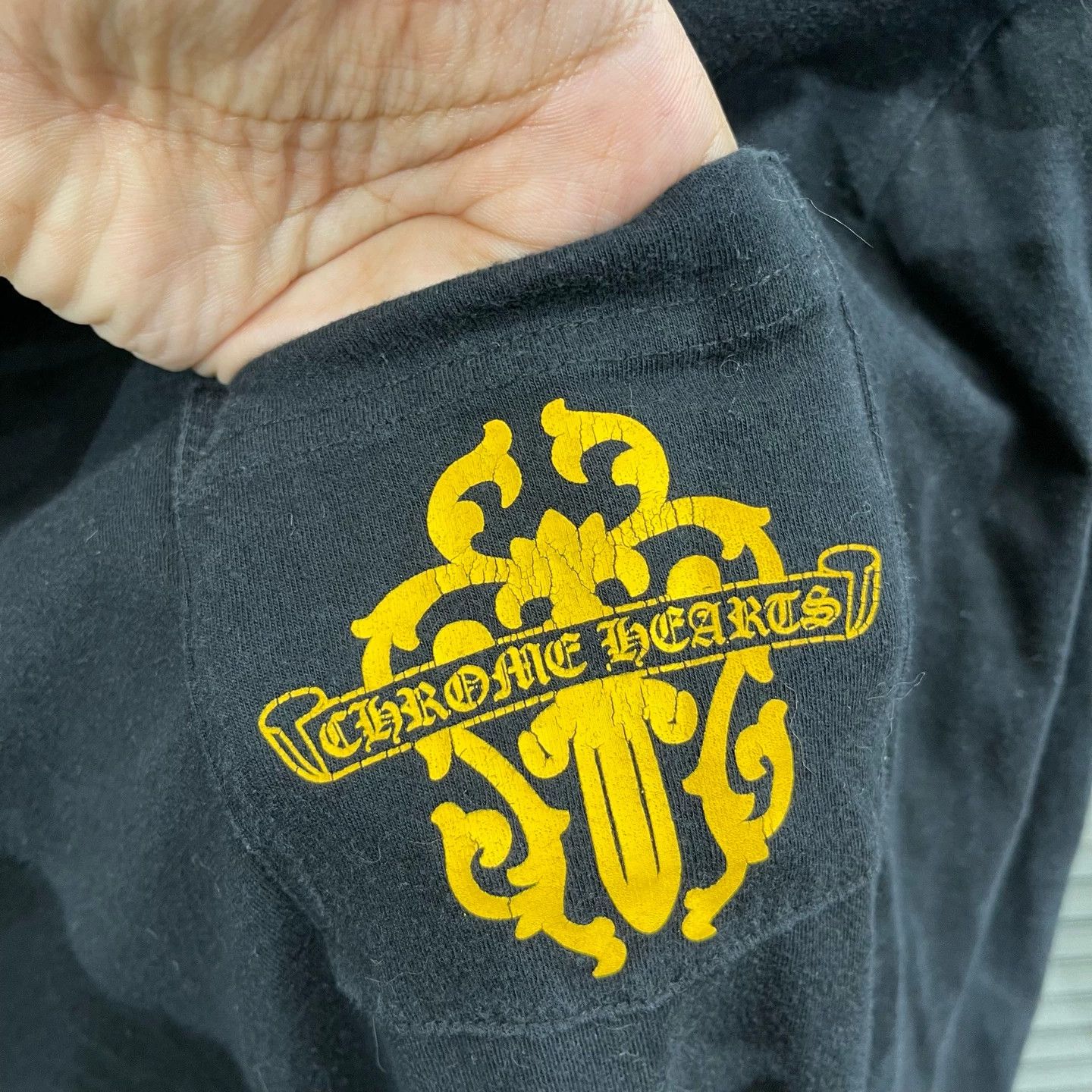 Chrome Hearts Chrome Hearts Yellow Sword Sanskrit LS S 95New Flaw Size US S / EU 44-46 / 1 - 4 Thumbnail