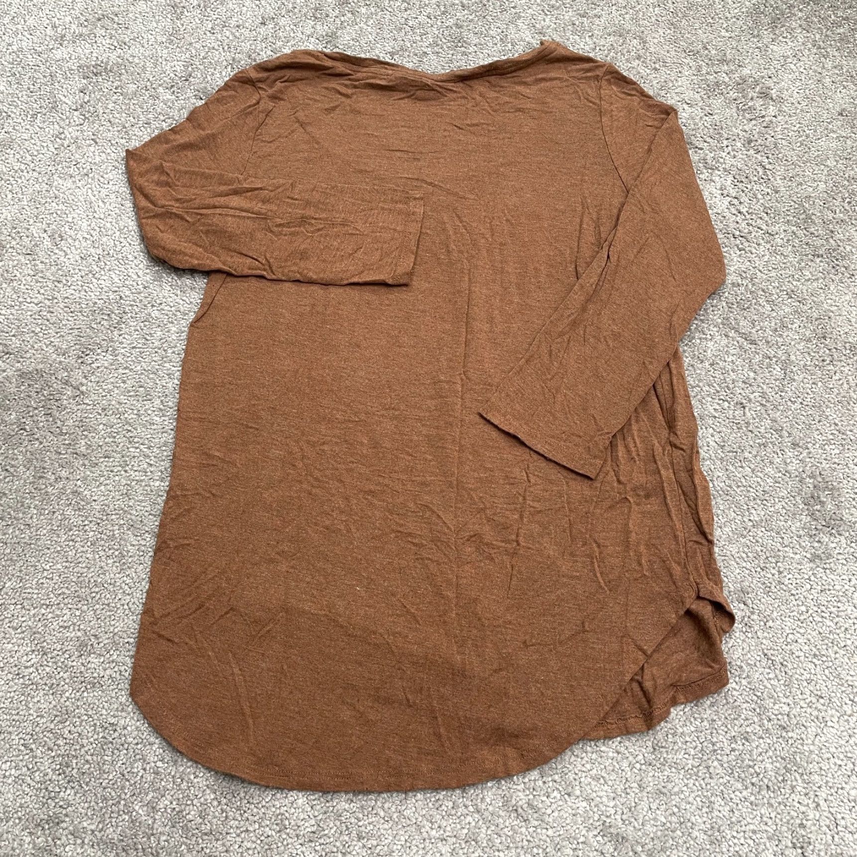 Vintage Tahari Blouse Womens XS Brown Long Sleeve Round Neck Knit Tunic Top Casual Stretch Logo Metal? (Note: unsure) Size XS / US 0-2 / IT 36-38 - 2 Thumbnail