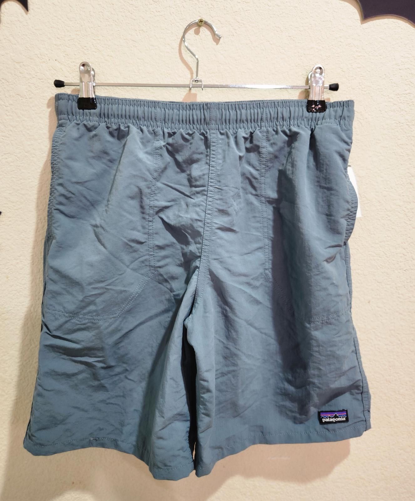 Patagonia Patagonia shorts teens Nylon size 14-16 (XL) blue/green Size US 36 / EU 52 - 1 Thumbnail