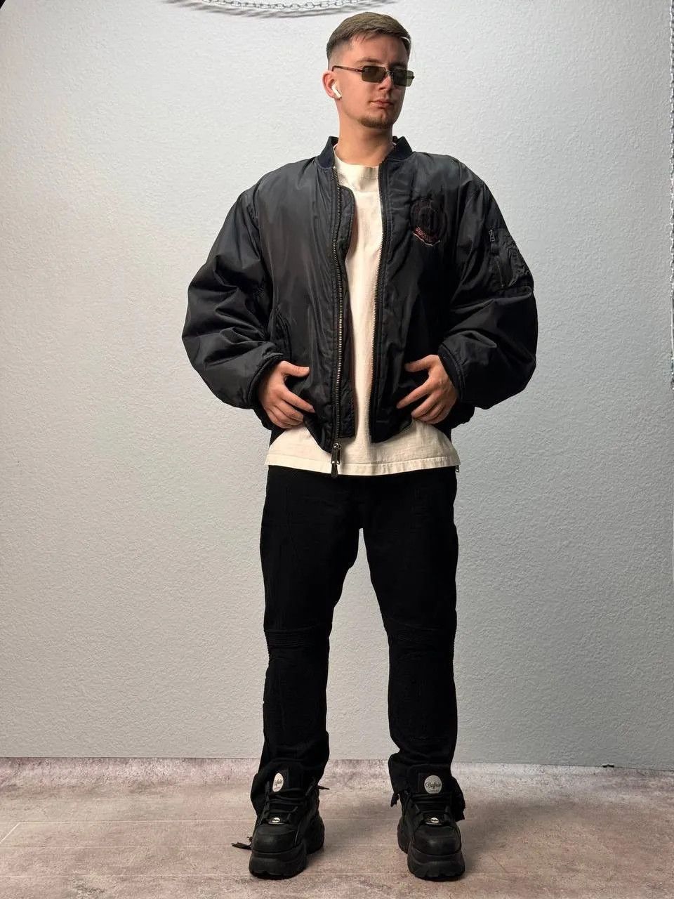 Alpha Industries OKAMOTO Security INDUSTRIES MA1 BOMBER JACKET FADED COLORS Size US L / EU 52-54 / 3 - 4 Thumbnail