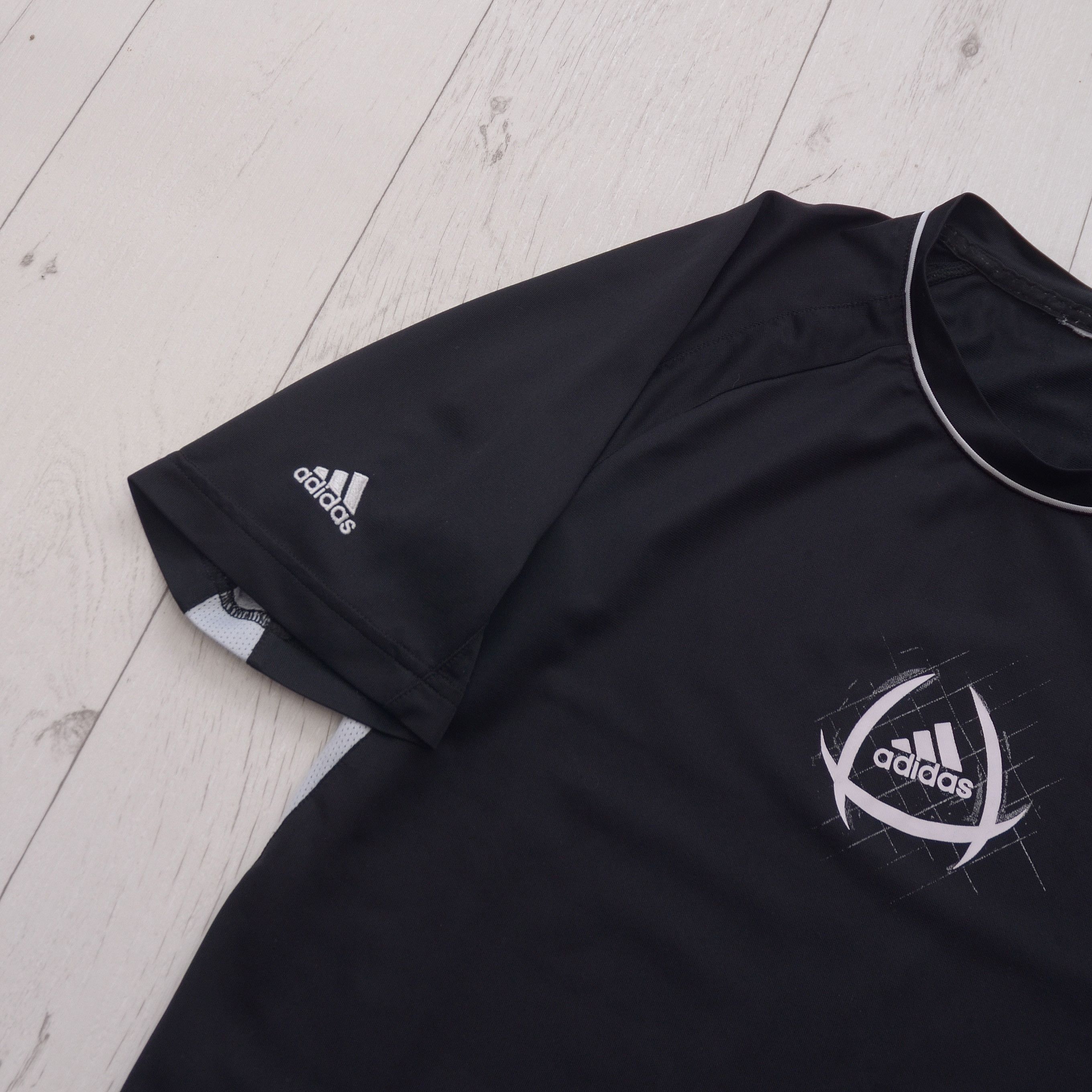 Adidas × Vintage Vintage Adidas Climacool Mens Black T-Shirt Central Logo s S Size US S / EU 44-46 / 1 - 7 Thumbnail